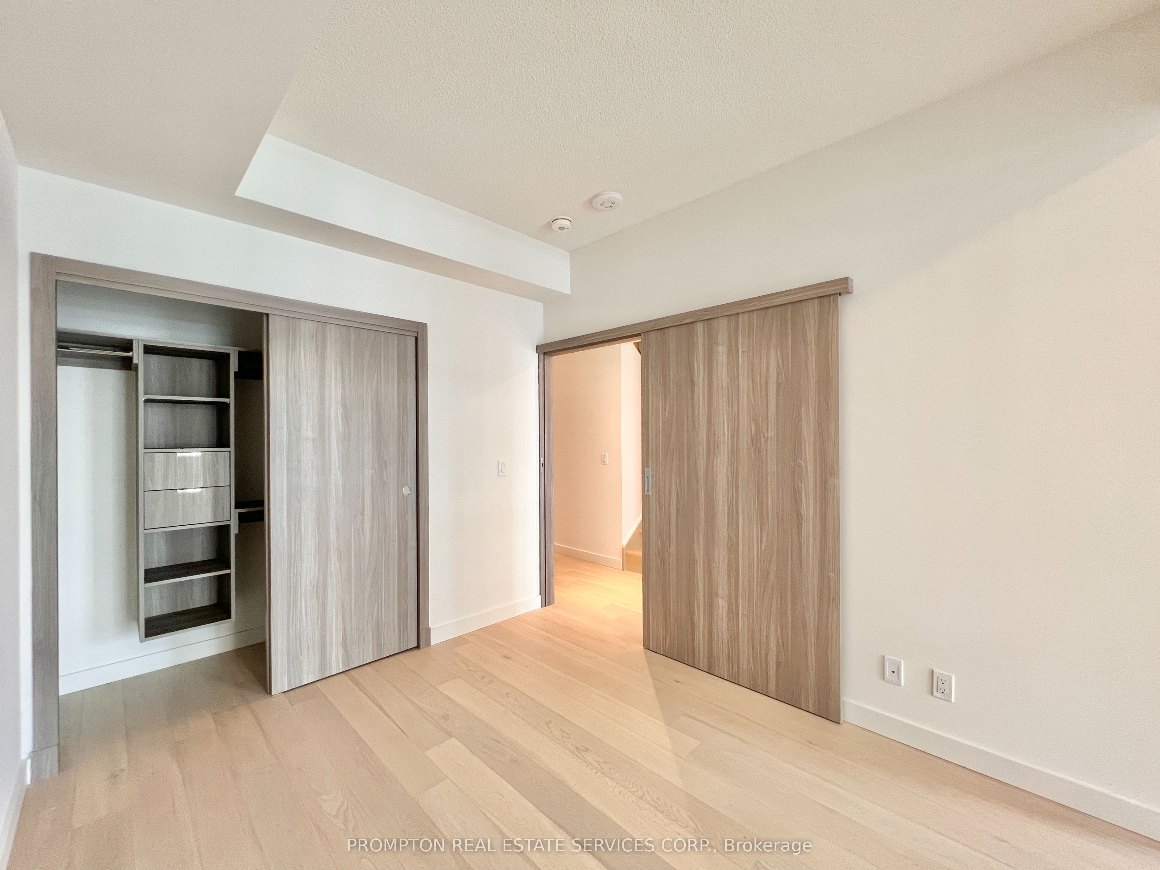 27 Mcmahon Drive V316 Property Photo 12