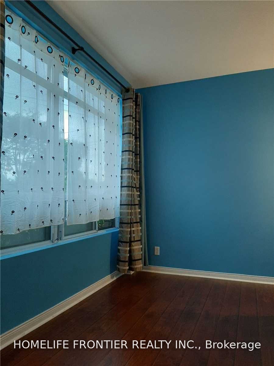 778 Sheppard Avenue W 102 Property Photo 5