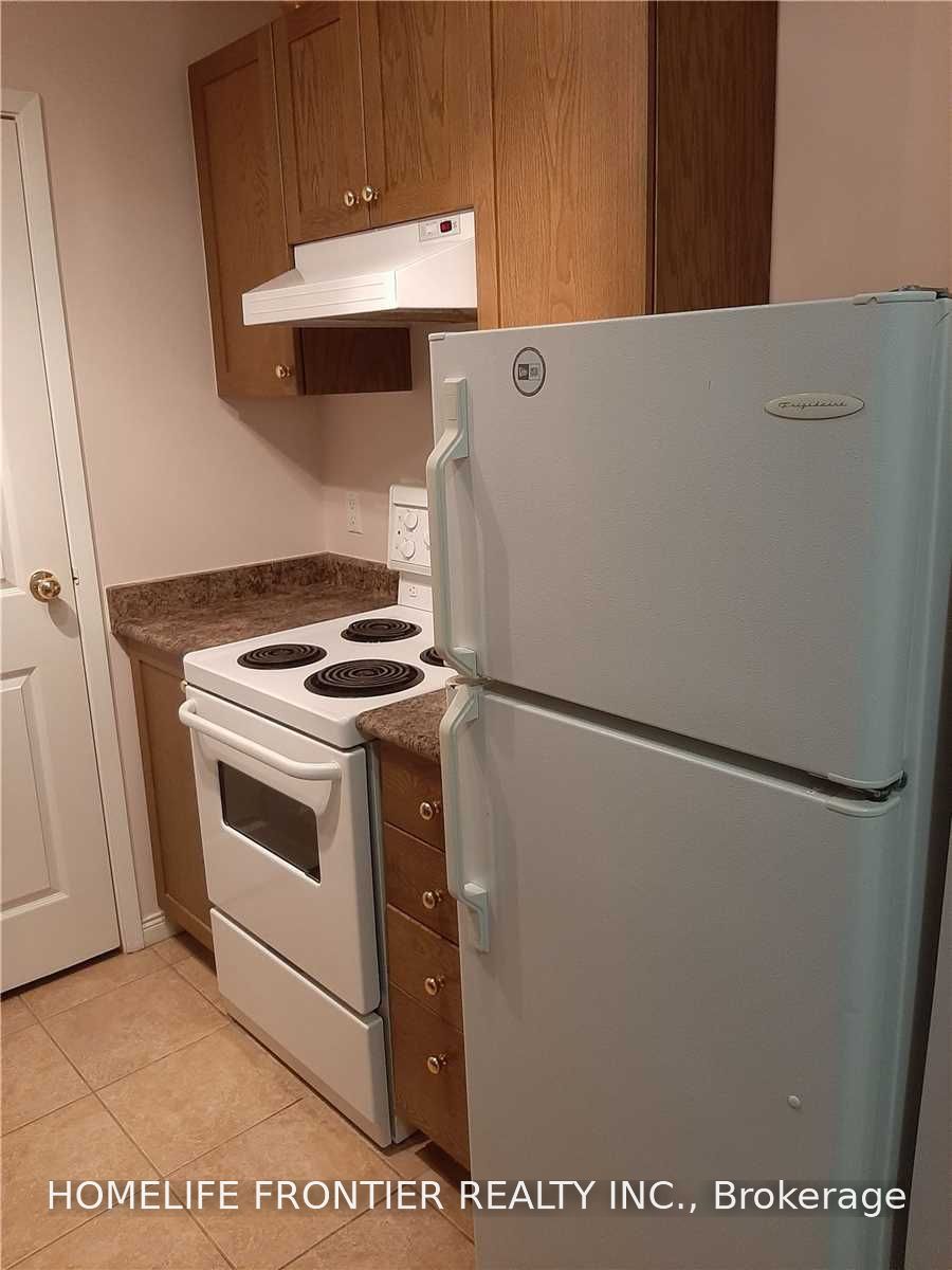 778 Sheppard Avenue W 102 Property Photo 8