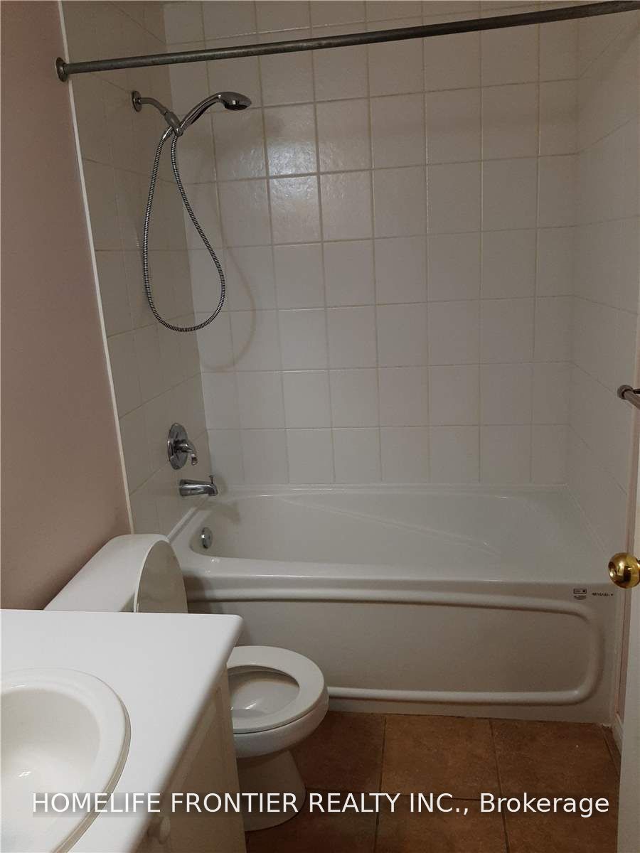 778 Sheppard Avenue W 102 Property Photo 12