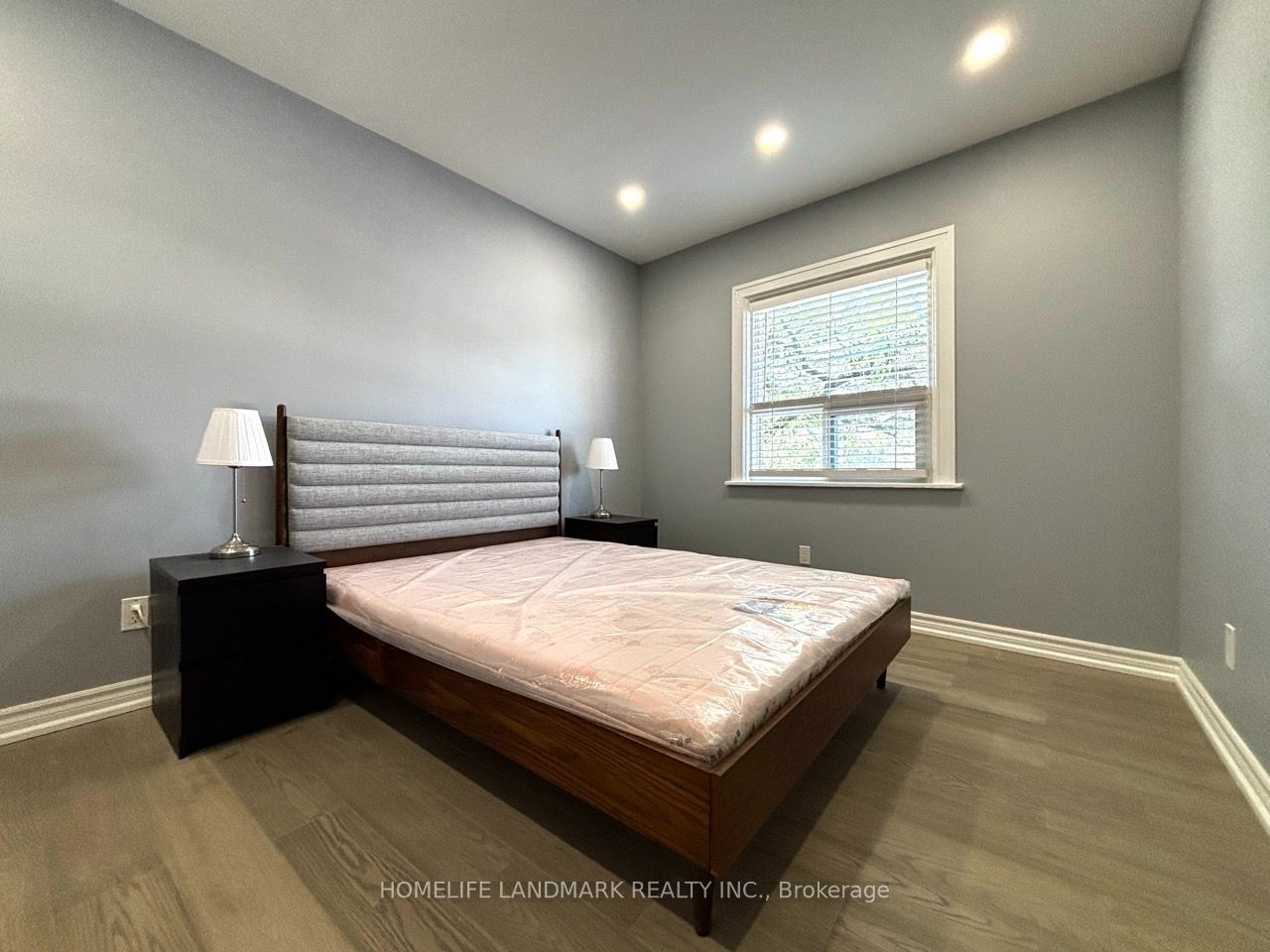 3229 Yonge Street Unit 1 Property Photo 11