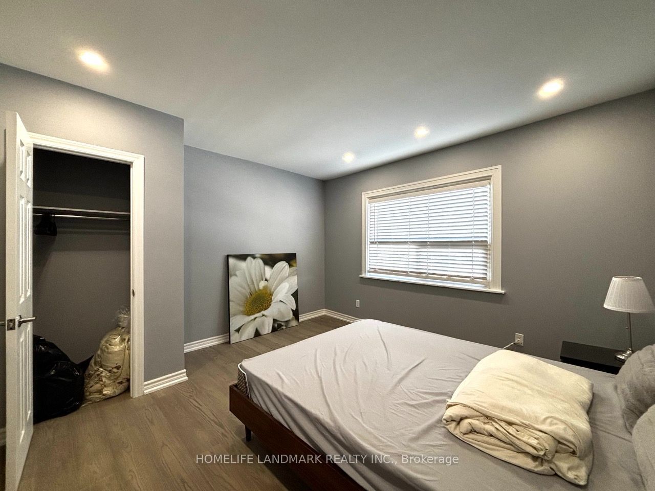 3229 Yonge Street Unit 1 Property Photo 14