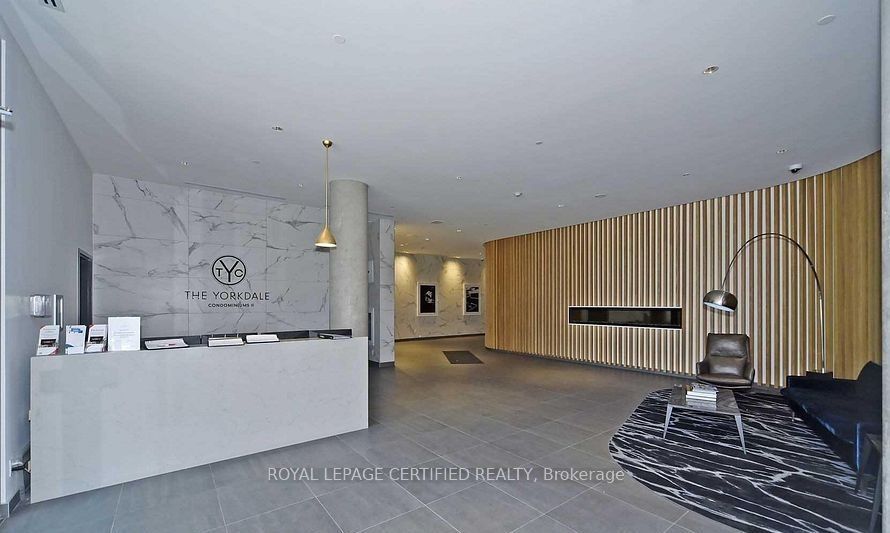 120 Varna Drive 1407 Property Photo 4