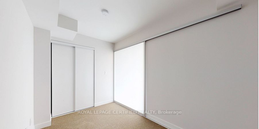 120 Varna Drive 1407 Property Photo 18