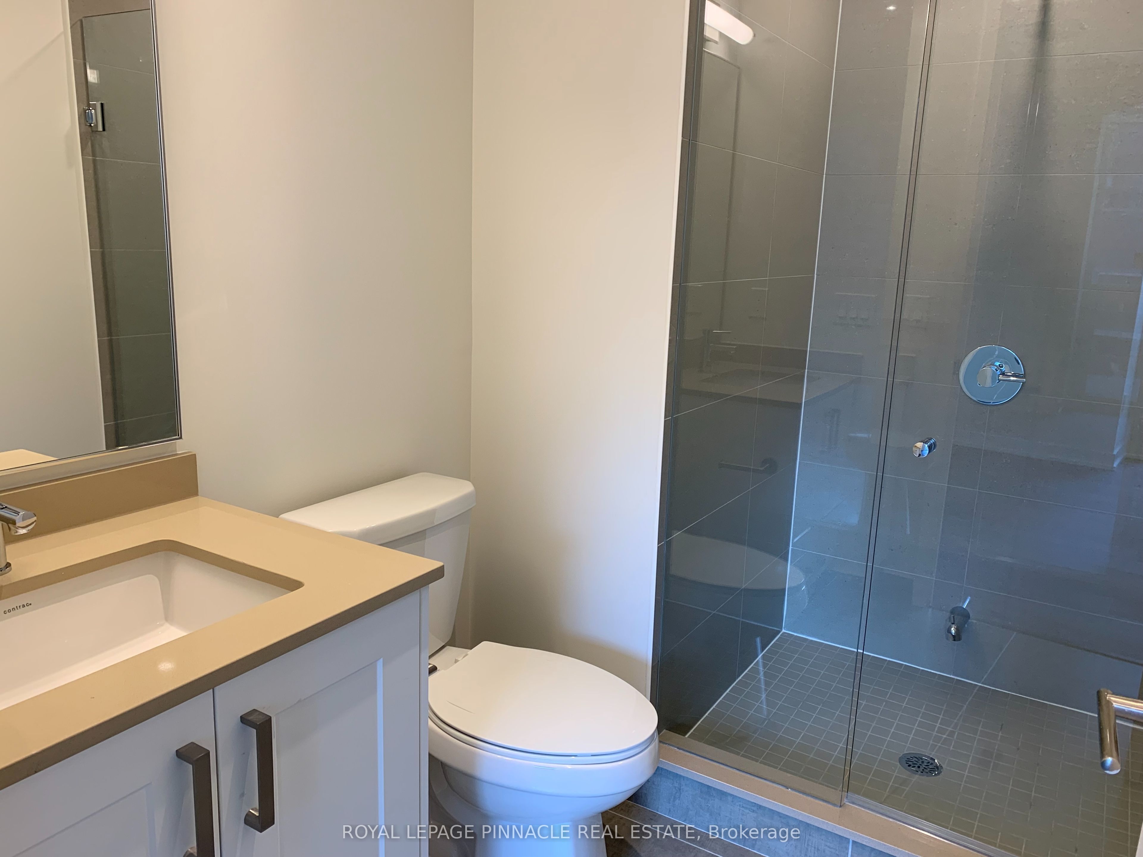 99 John Street 903 Property Photo 15