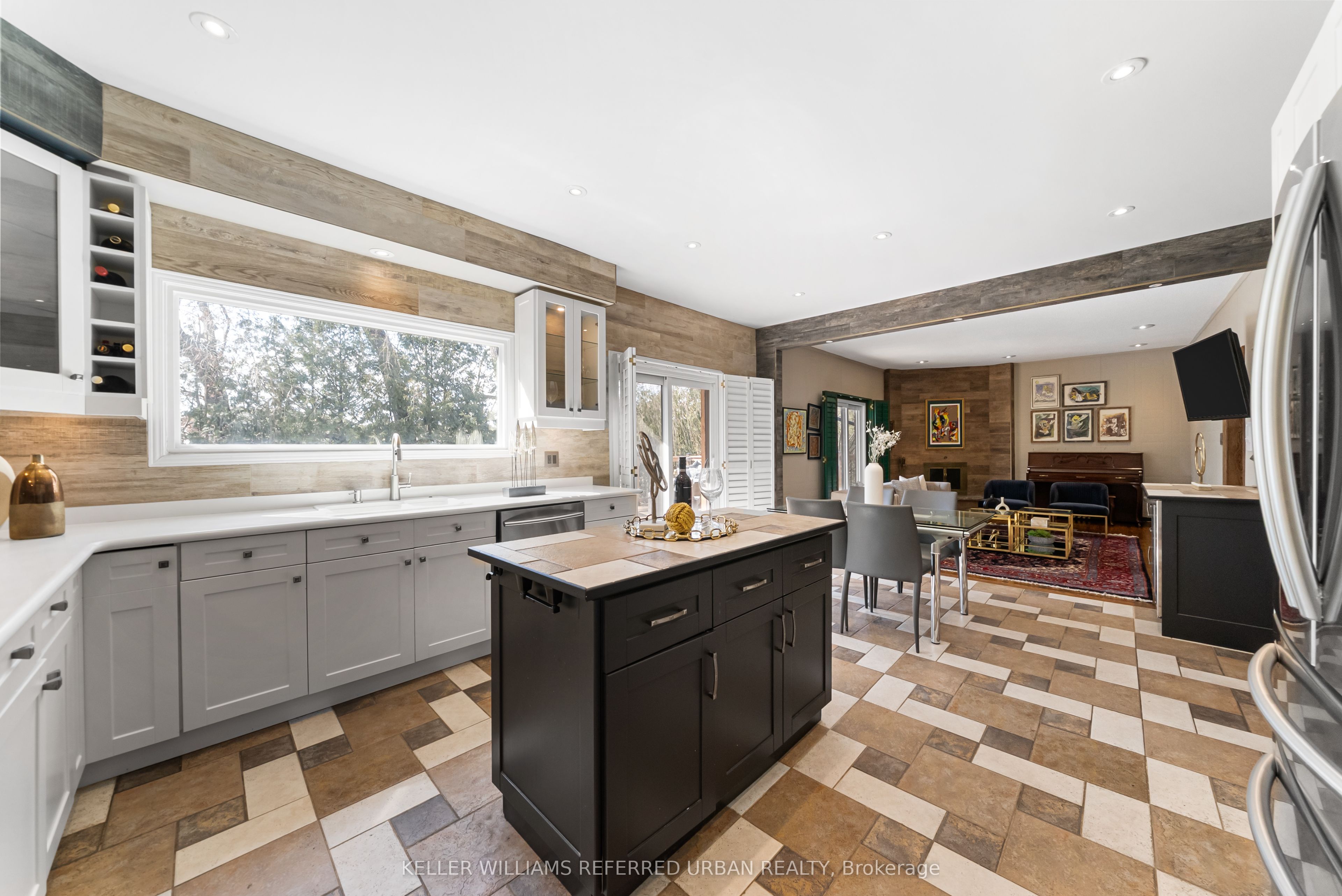 73 Garnier Court Property Photo 14