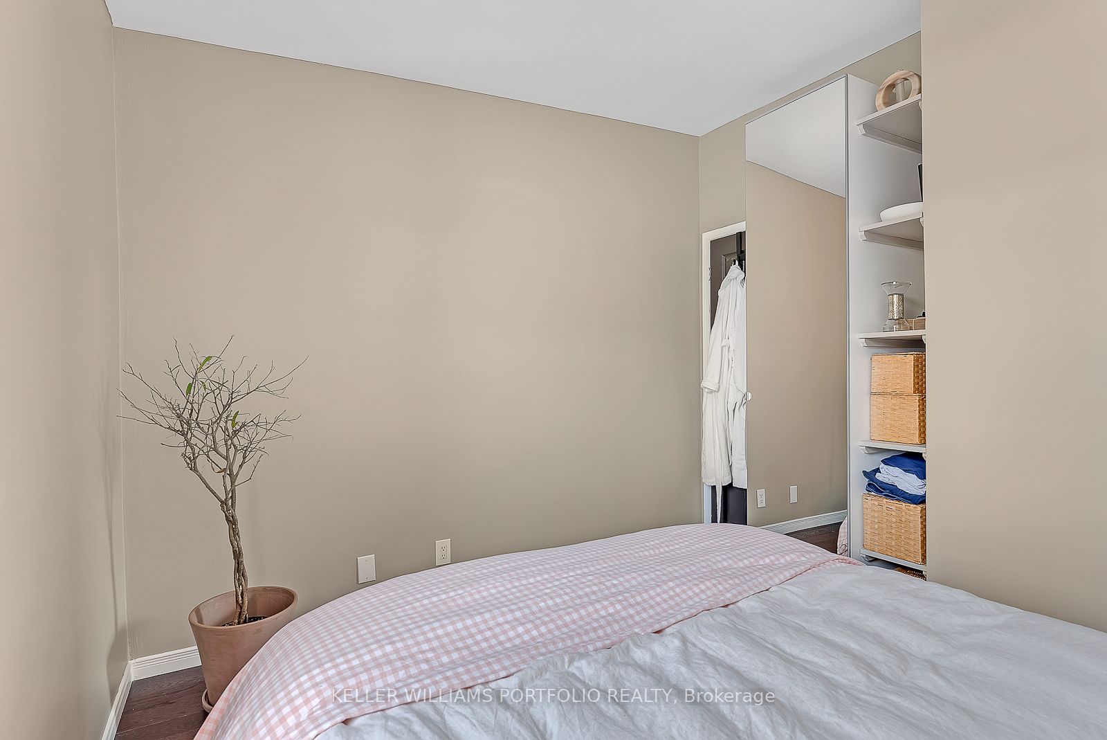 147 Claremont Street Property Photo 34