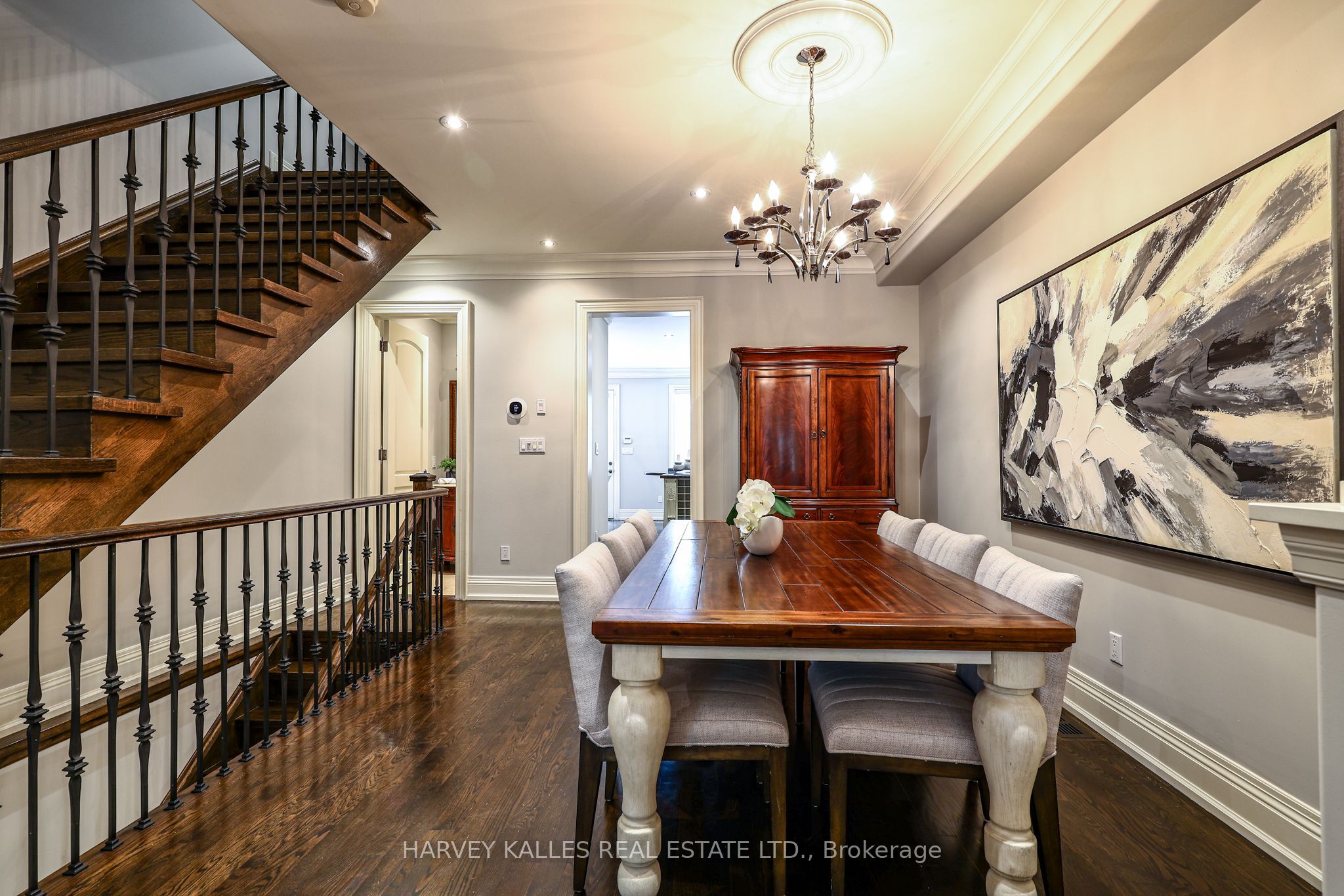 599 Woburn Avenue Property Photo 7