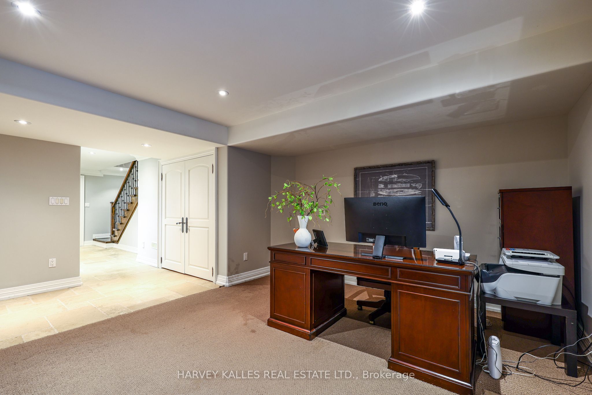 599 Woburn Avenue Property Photo 41