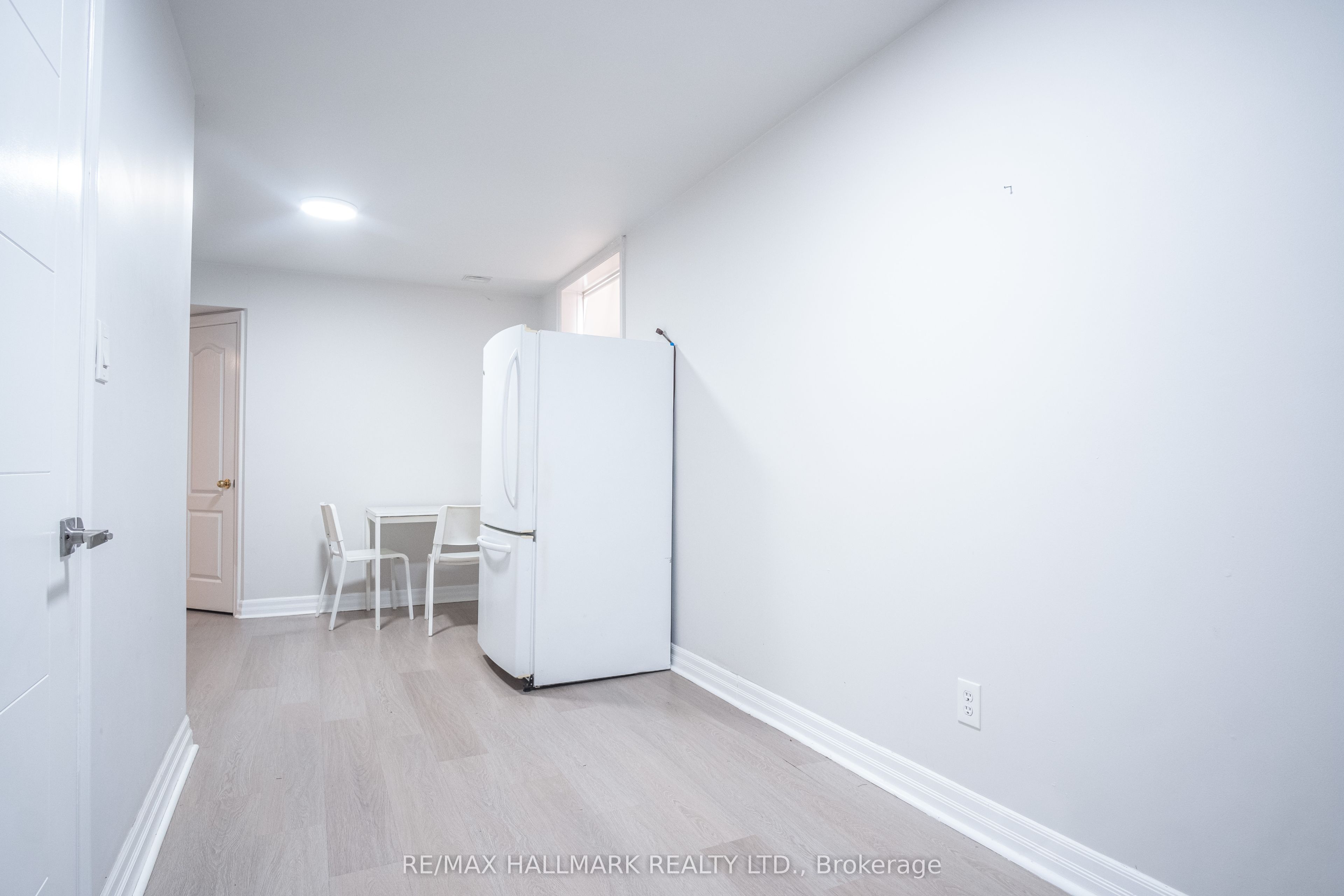 116 Regina Avenue Basement Property Photo 6