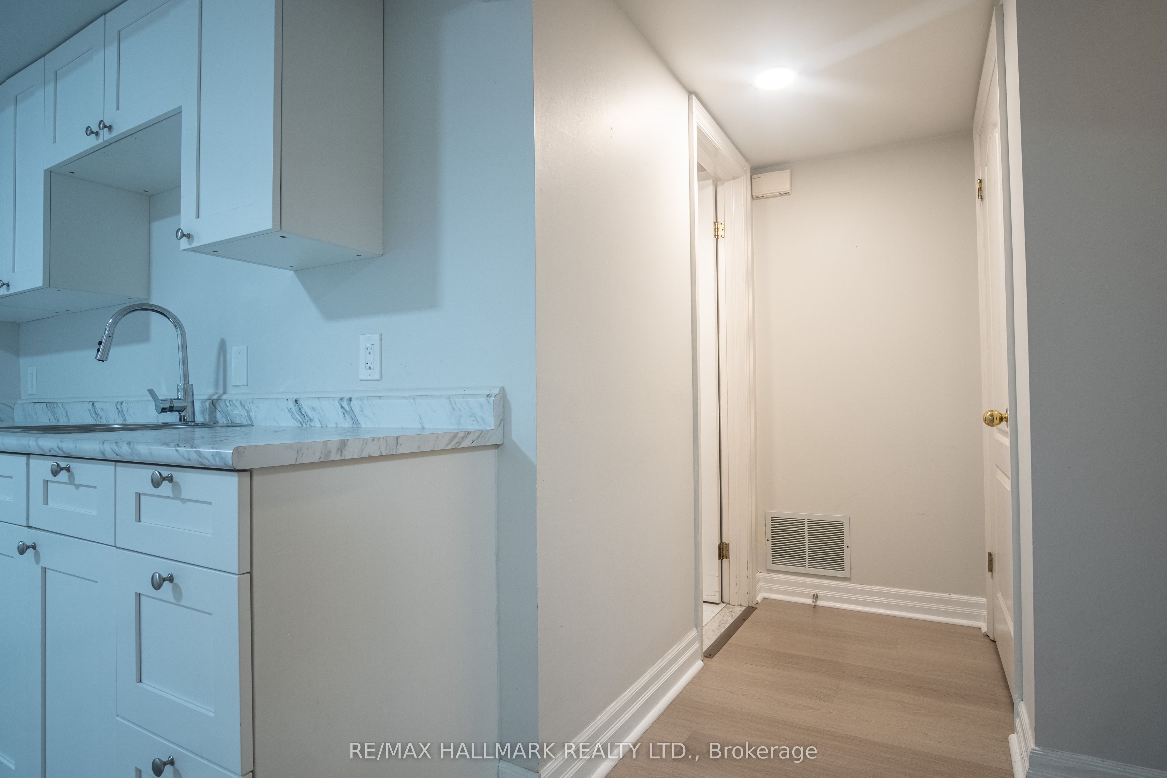 116 Regina Avenue Basement Property Photo 15