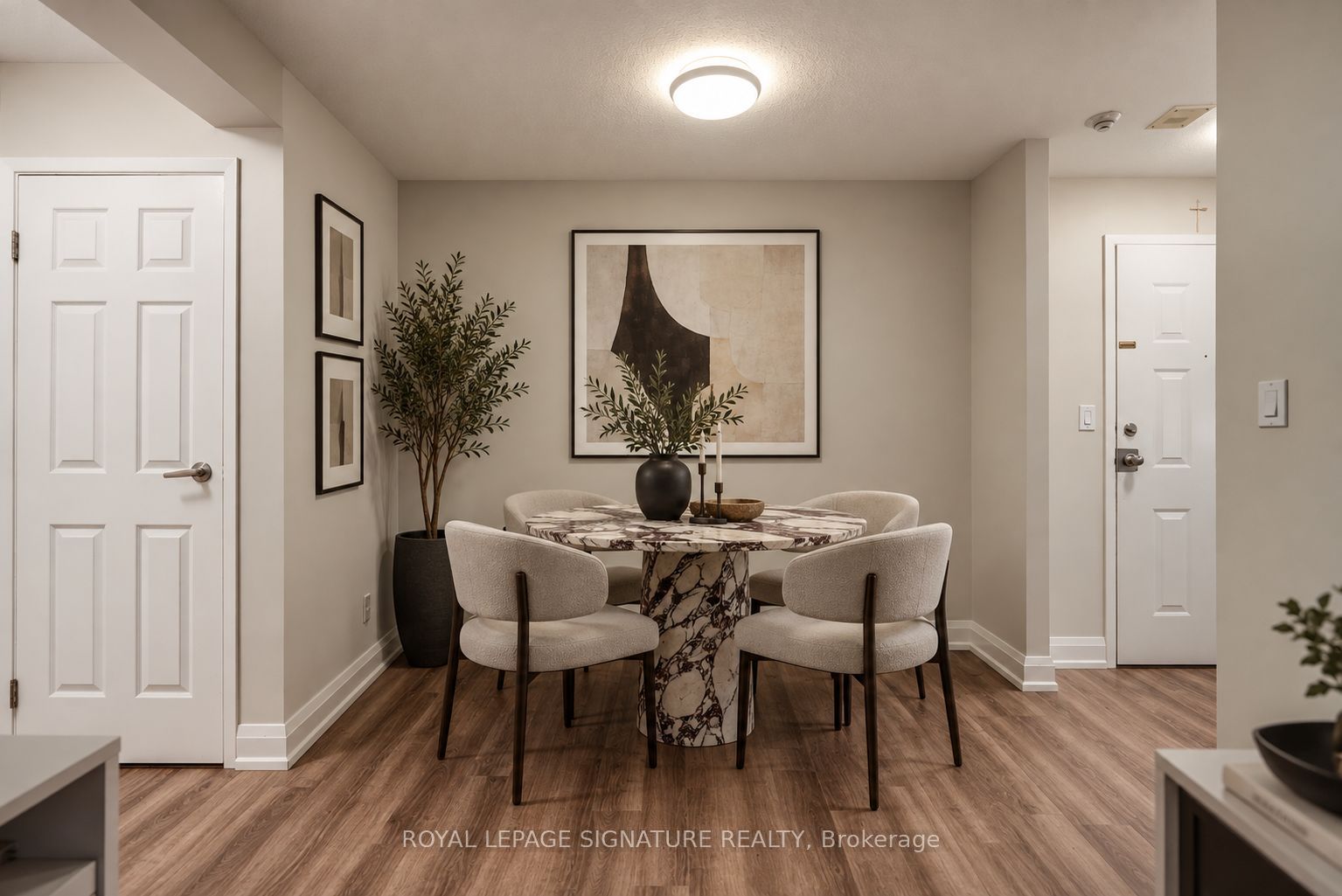 222 The Esplanade 302 Property Photo 3