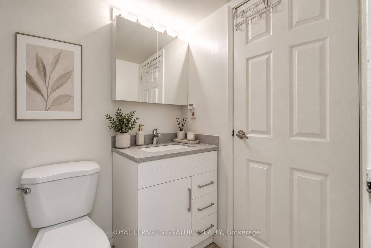 222 The Esplanade 302 Property Photo 9