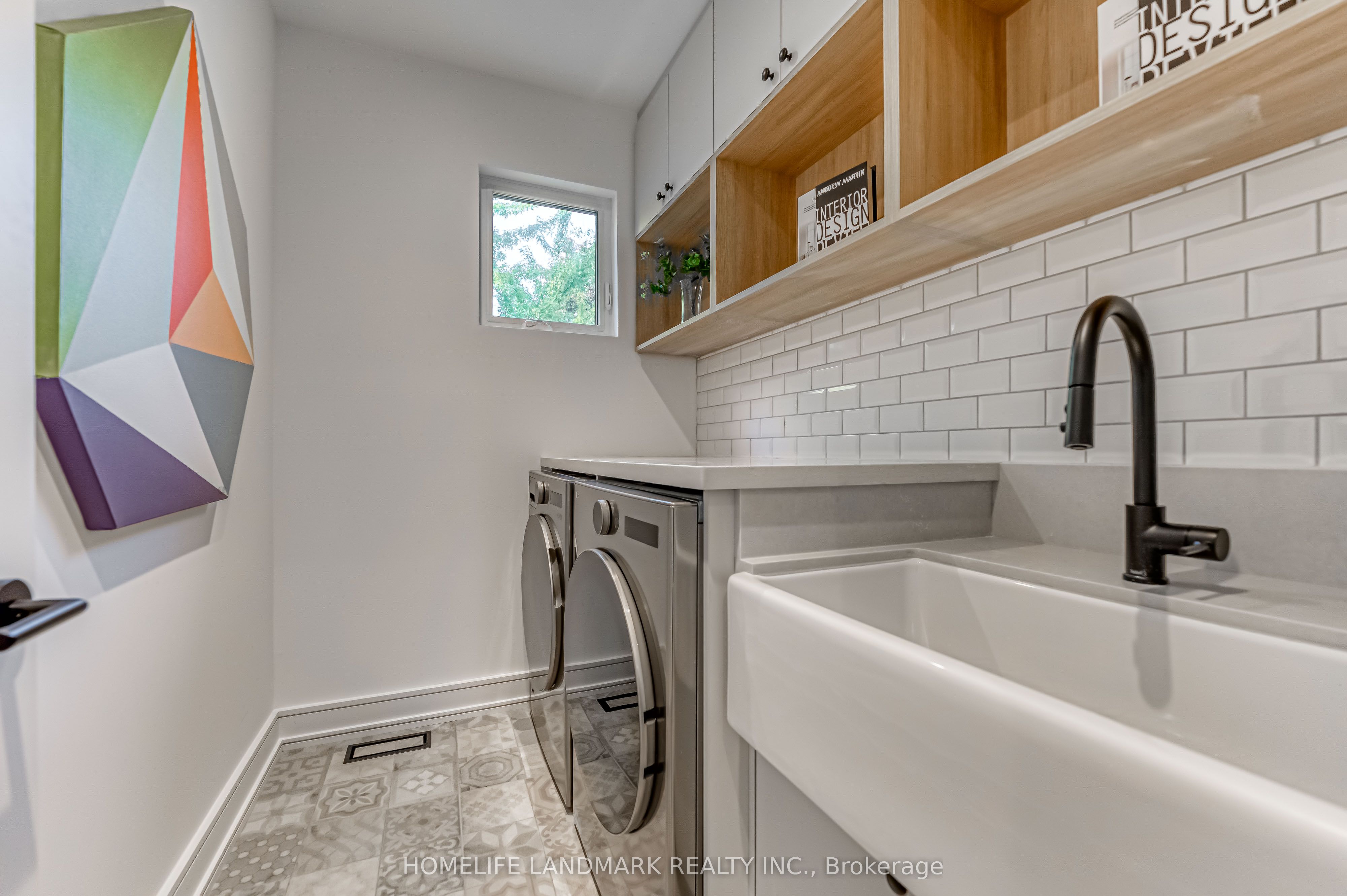 195 Albany Avenue Property Photo 18