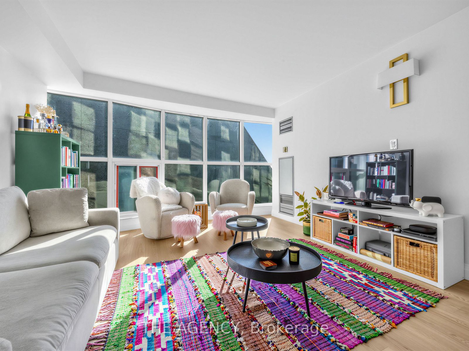 99 Harbour Square 606 Property Photo 16