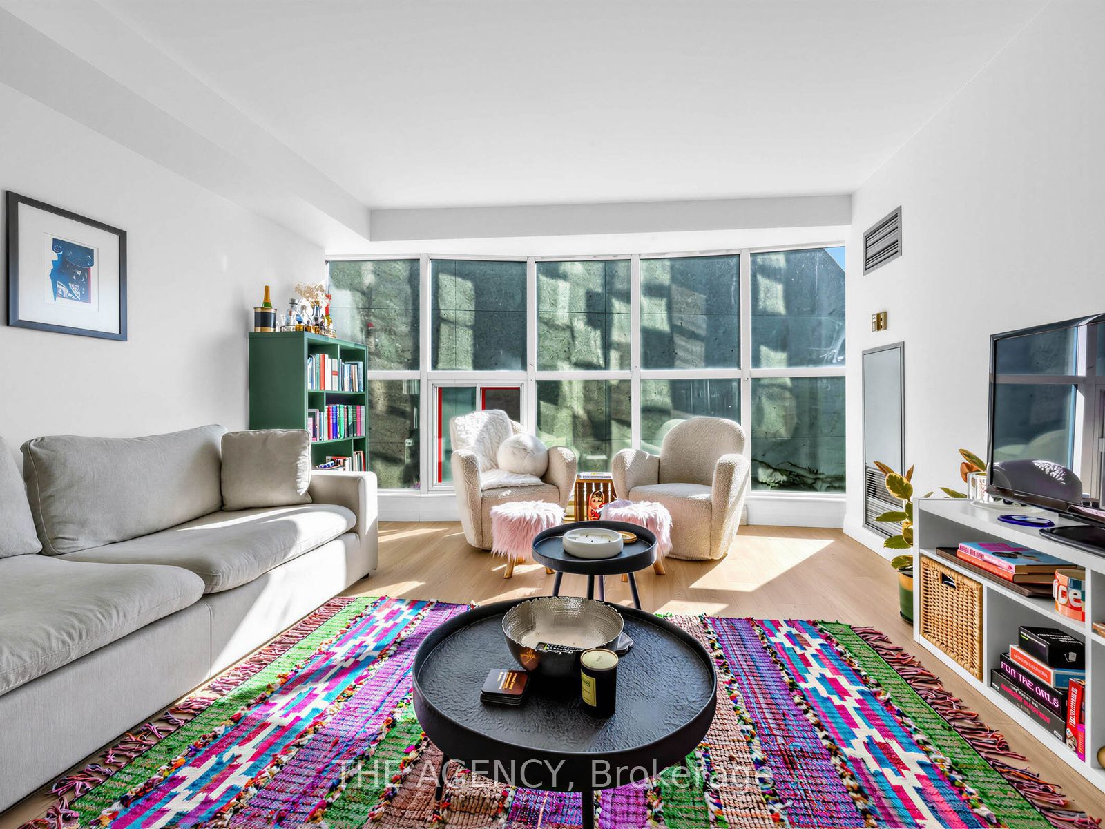 99 Harbour Square 606 Property Photo 21