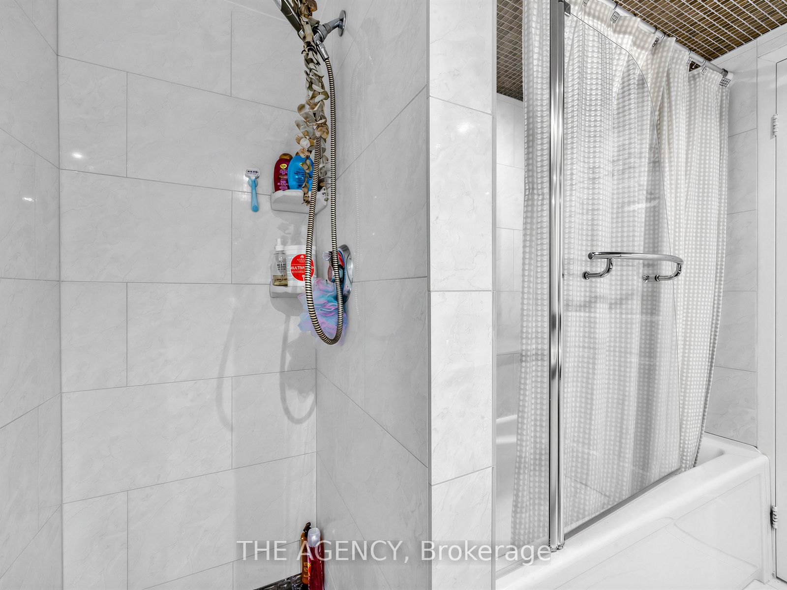 99 Harbour Square 606 Property Photo 28