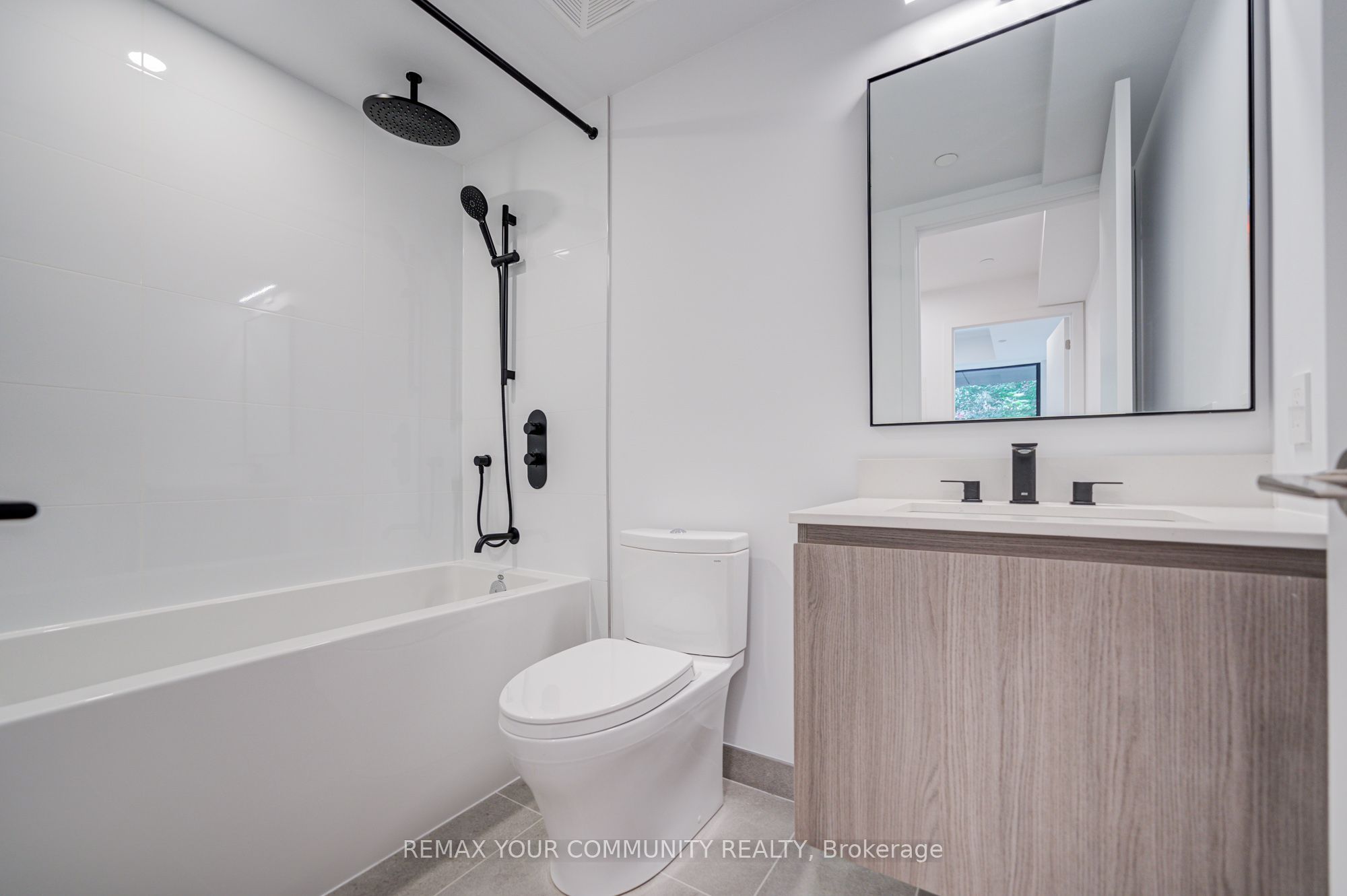 1720 Bayview Avenue 5 Property Photo 17