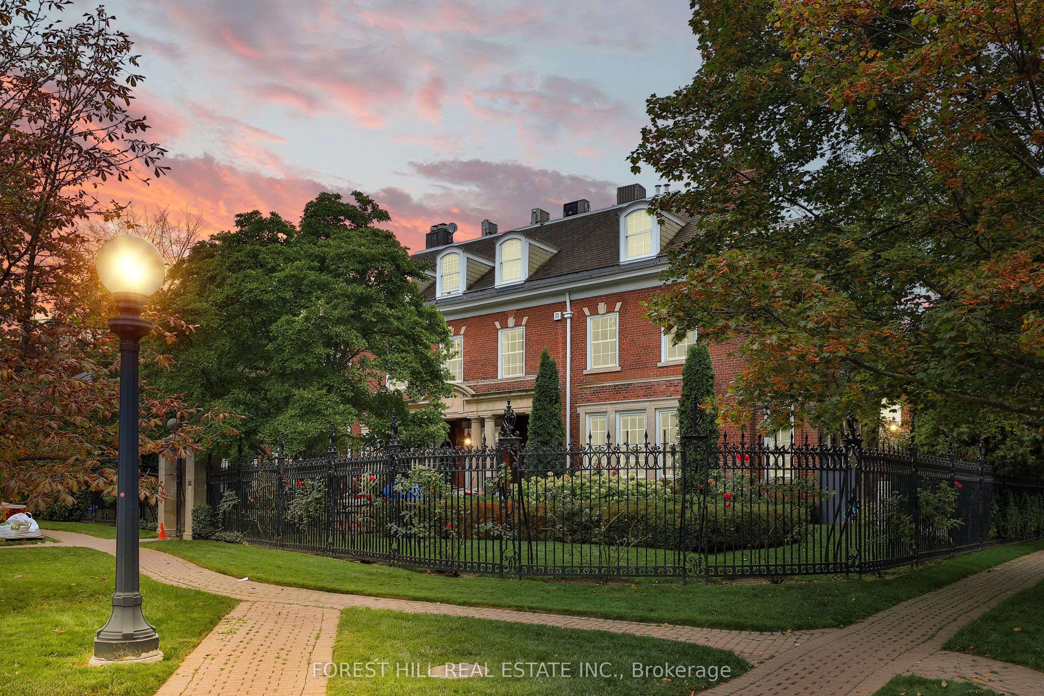 1 Chestnut Park Ph Property Photo 1