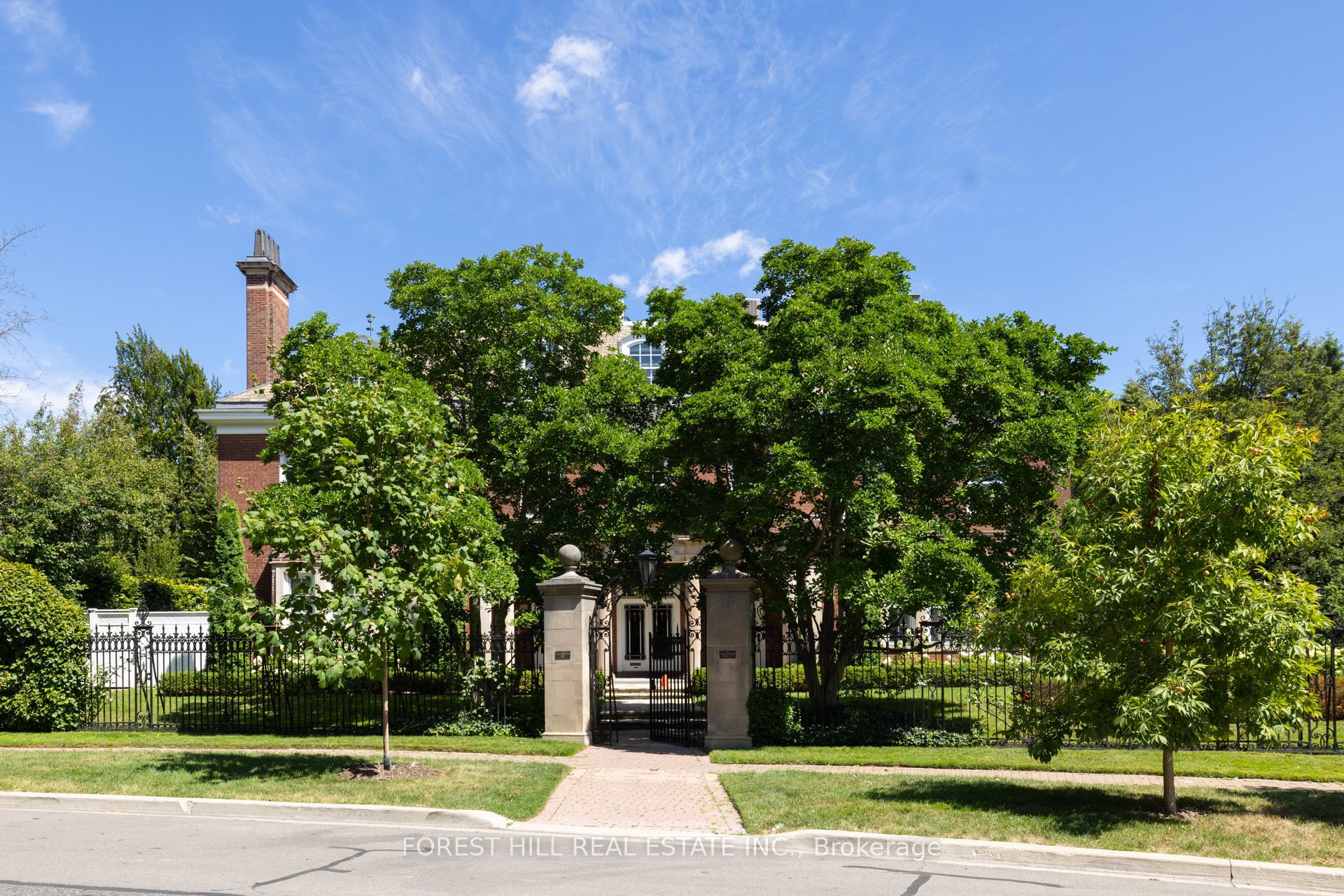 1 Chestnut Park Ph Property Photo 2