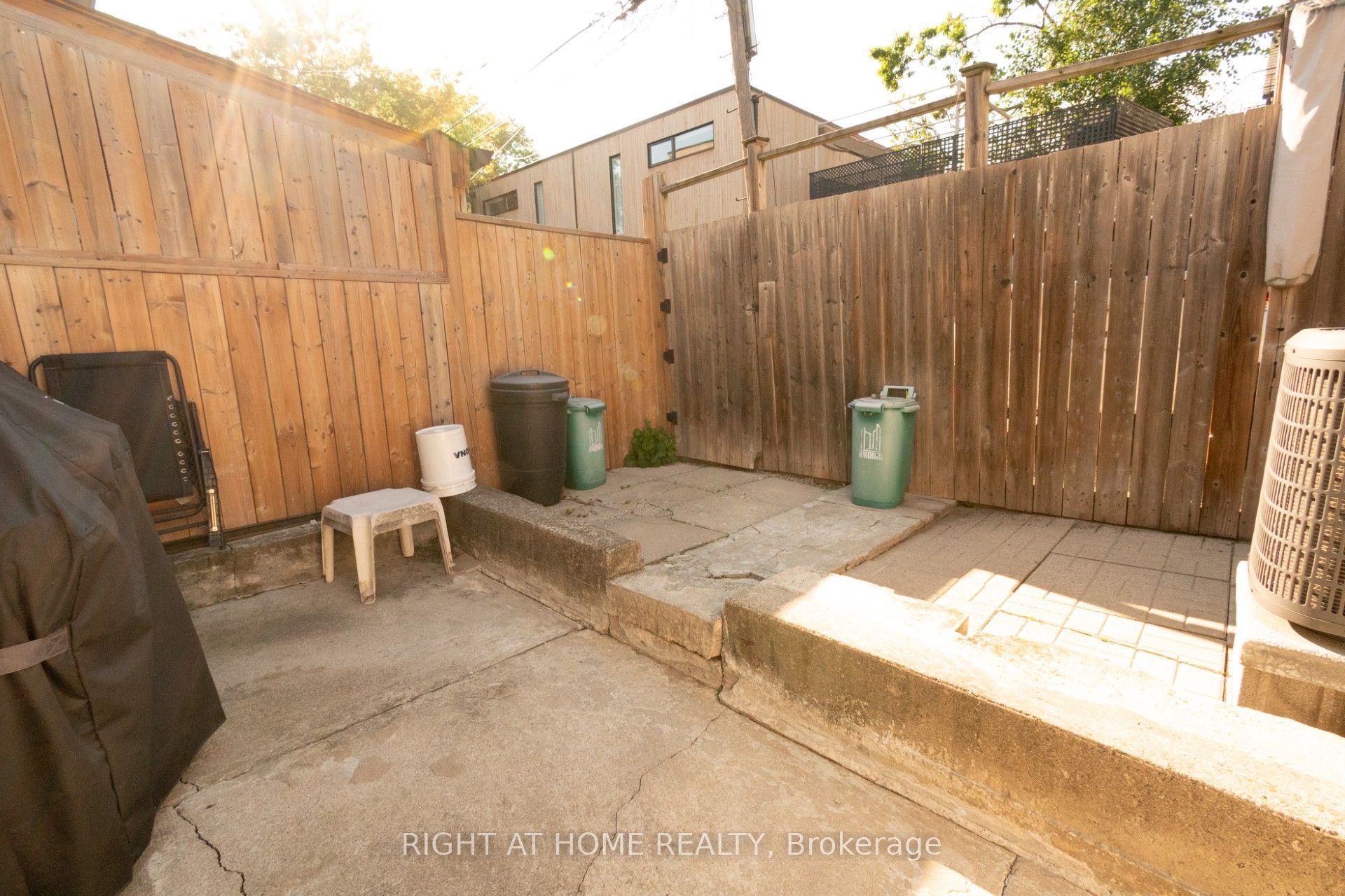 60 Foxley Street Property Photo 10