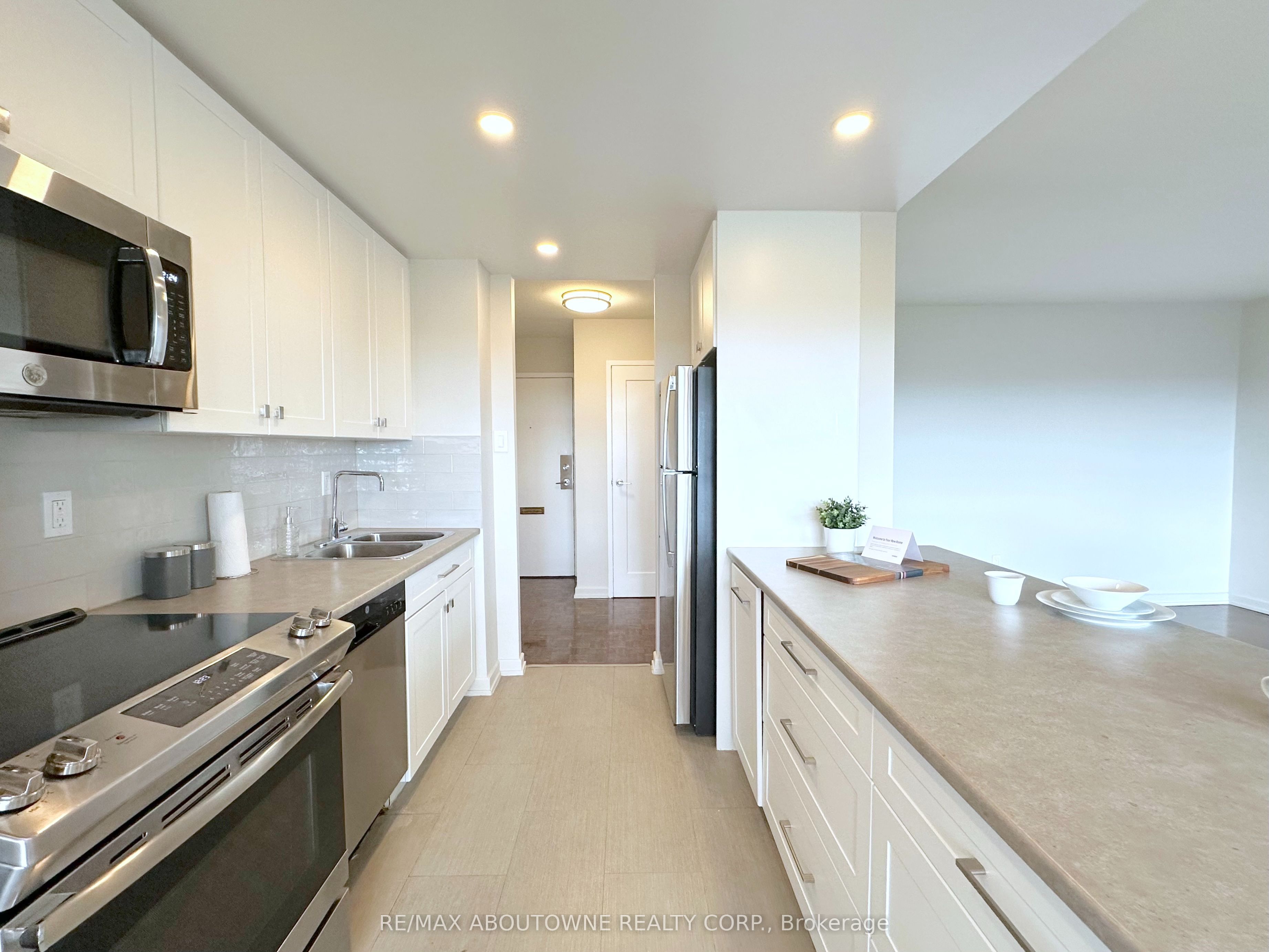 5 Brookbanks Drive 1007 Property Photo 1