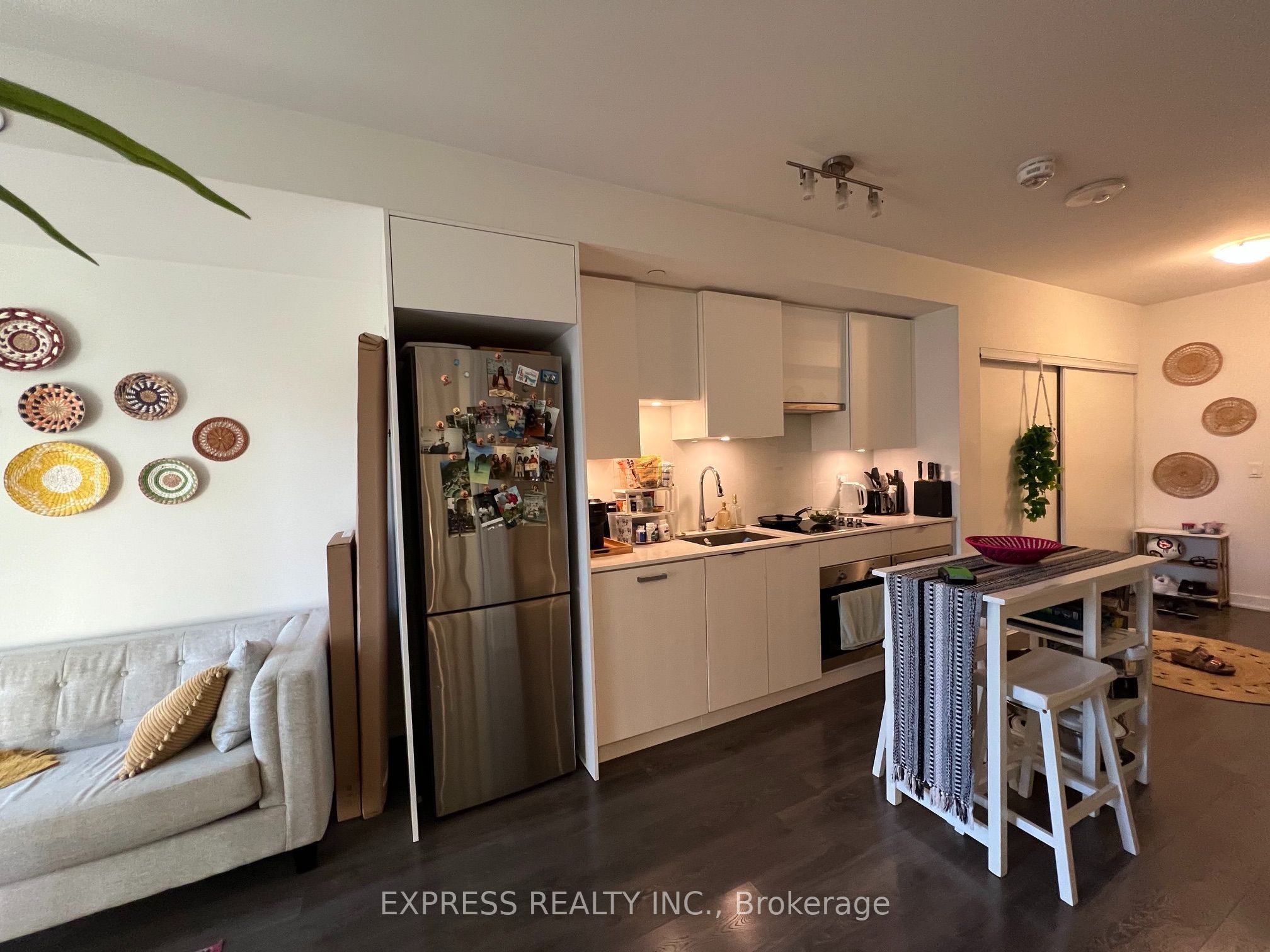 99 Broadway Avenue 1601 Property Photo 1