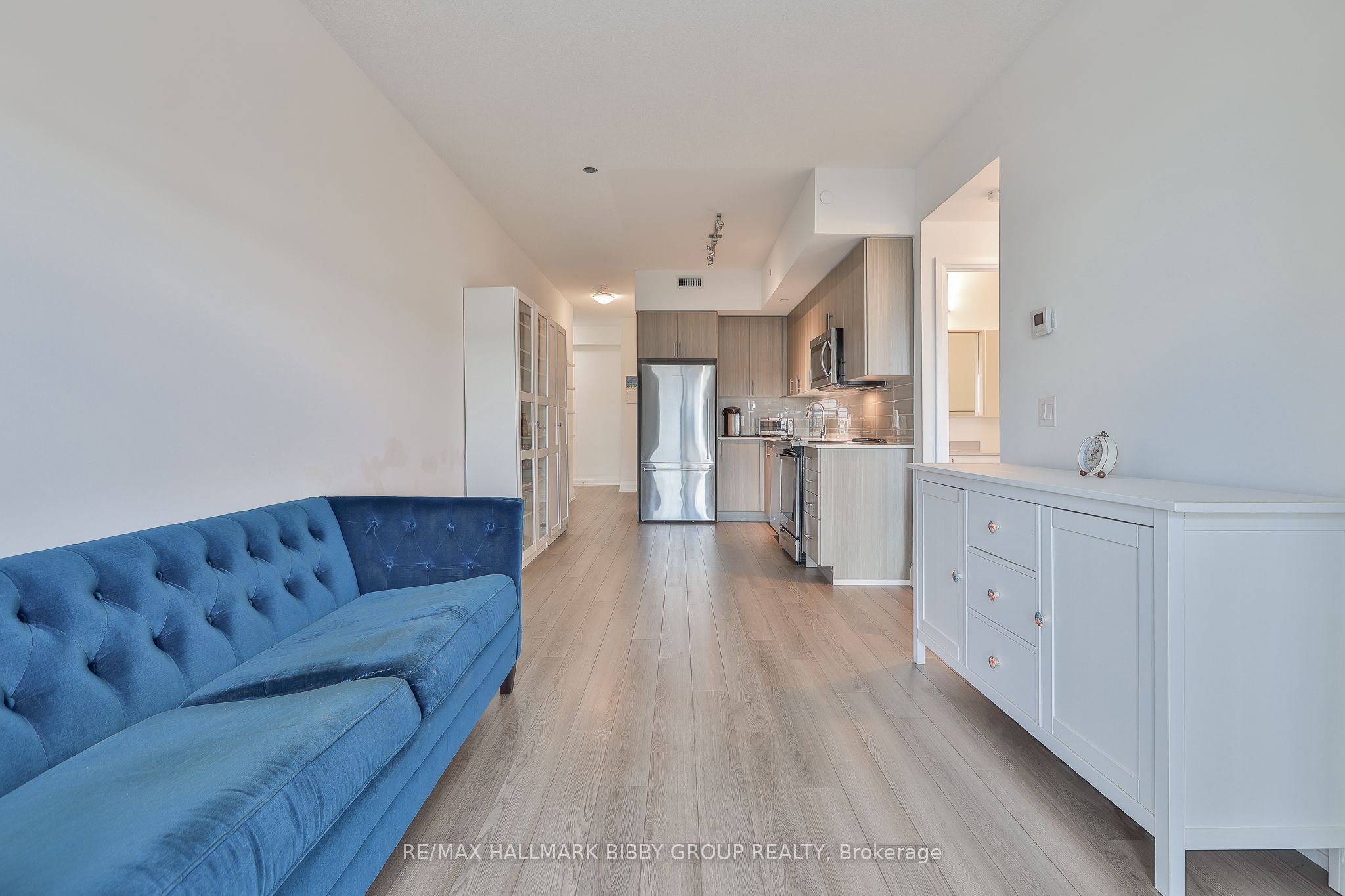 591 Sheppard Avenue E 519 Property Photo 3