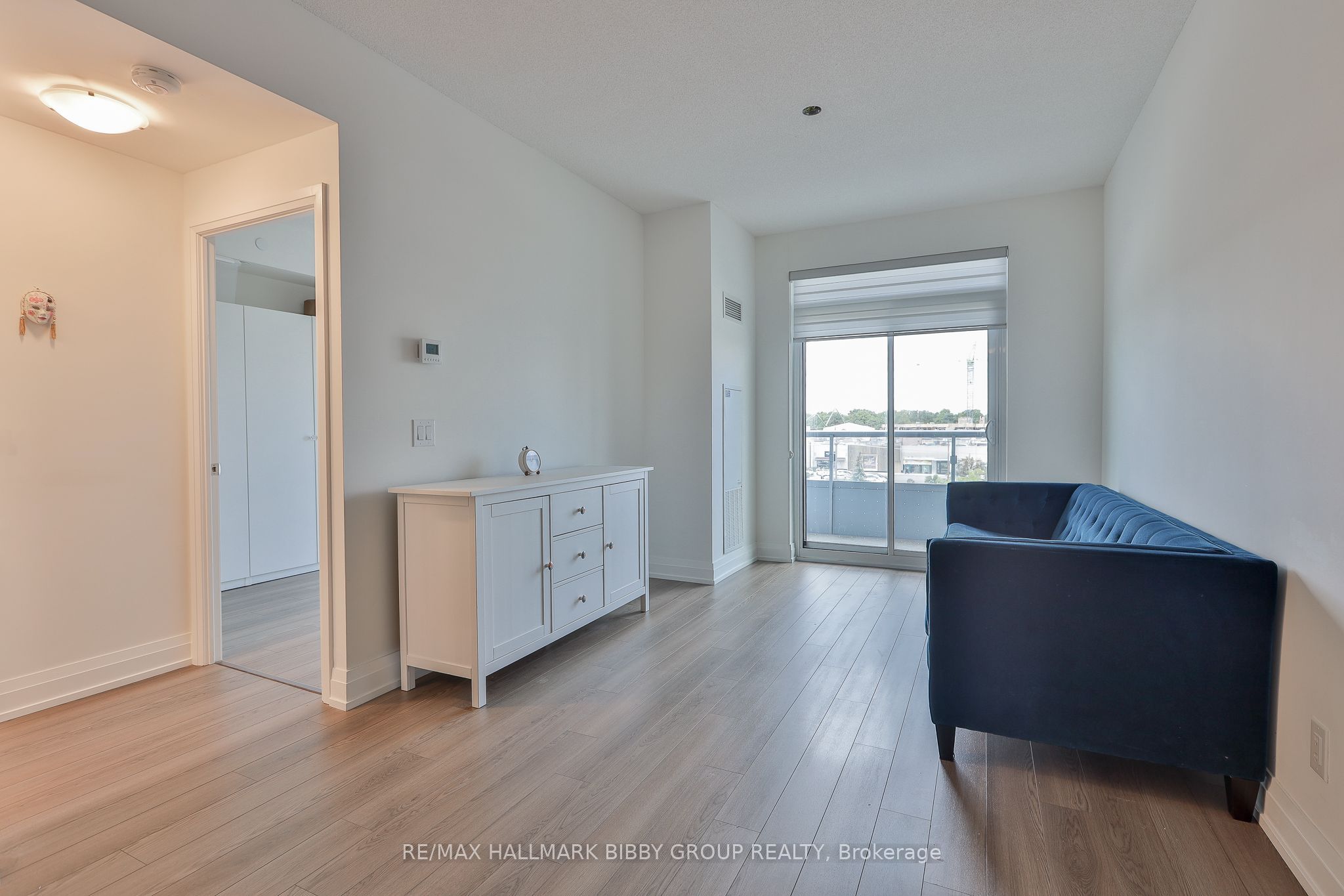 591 Sheppard Avenue E 519 Property Photo 4
