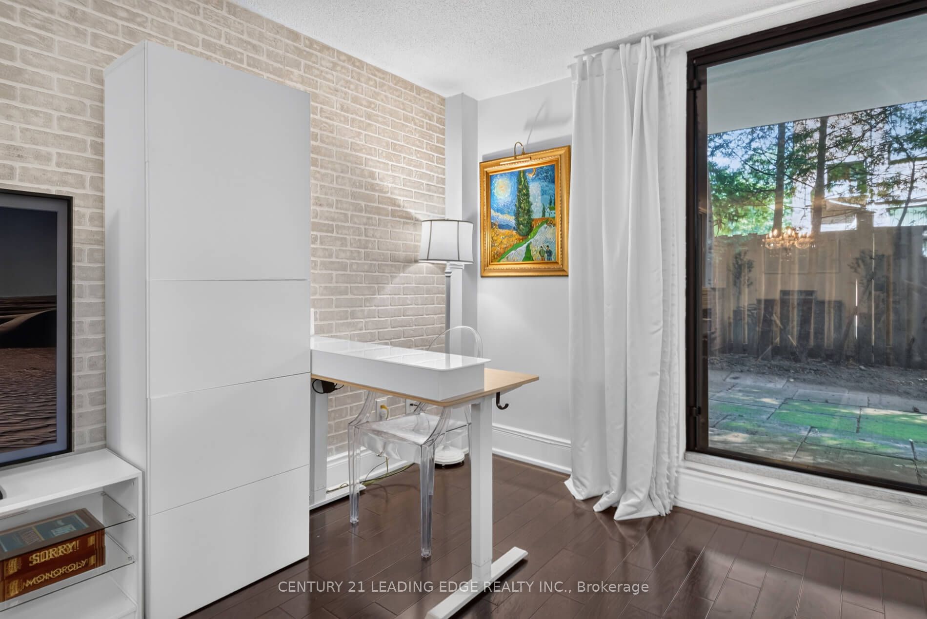 212 St George Street 104 Property Photo 5