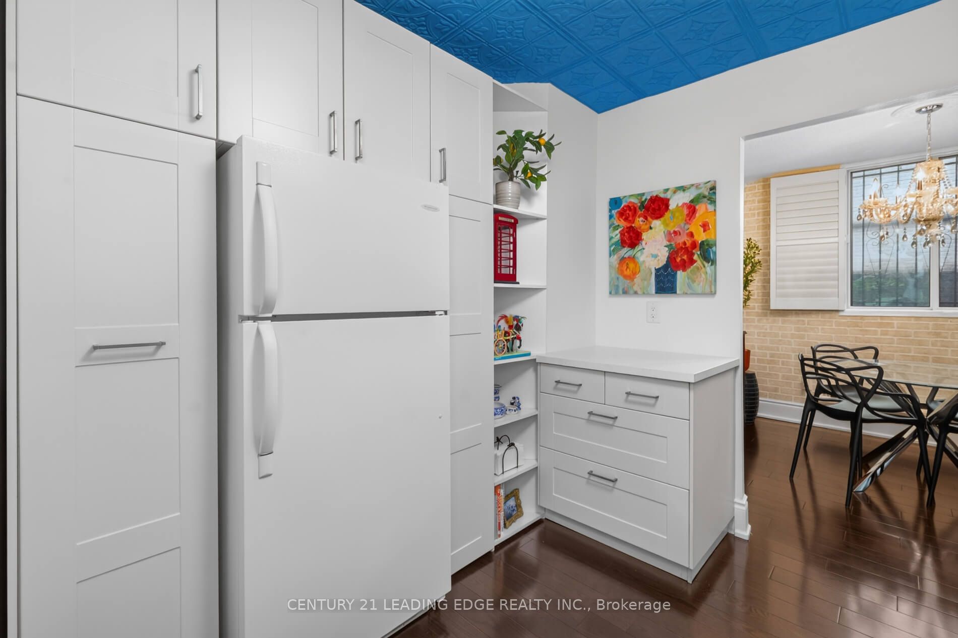 212 St George Street 104 Property Photo 18