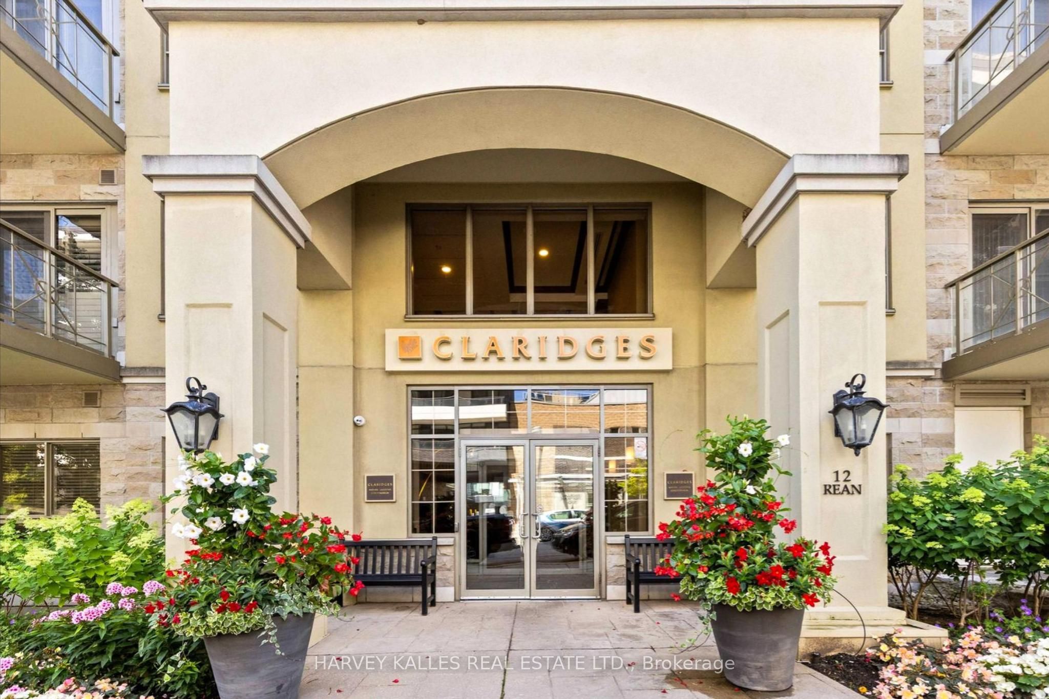 12 Rean Drive 212