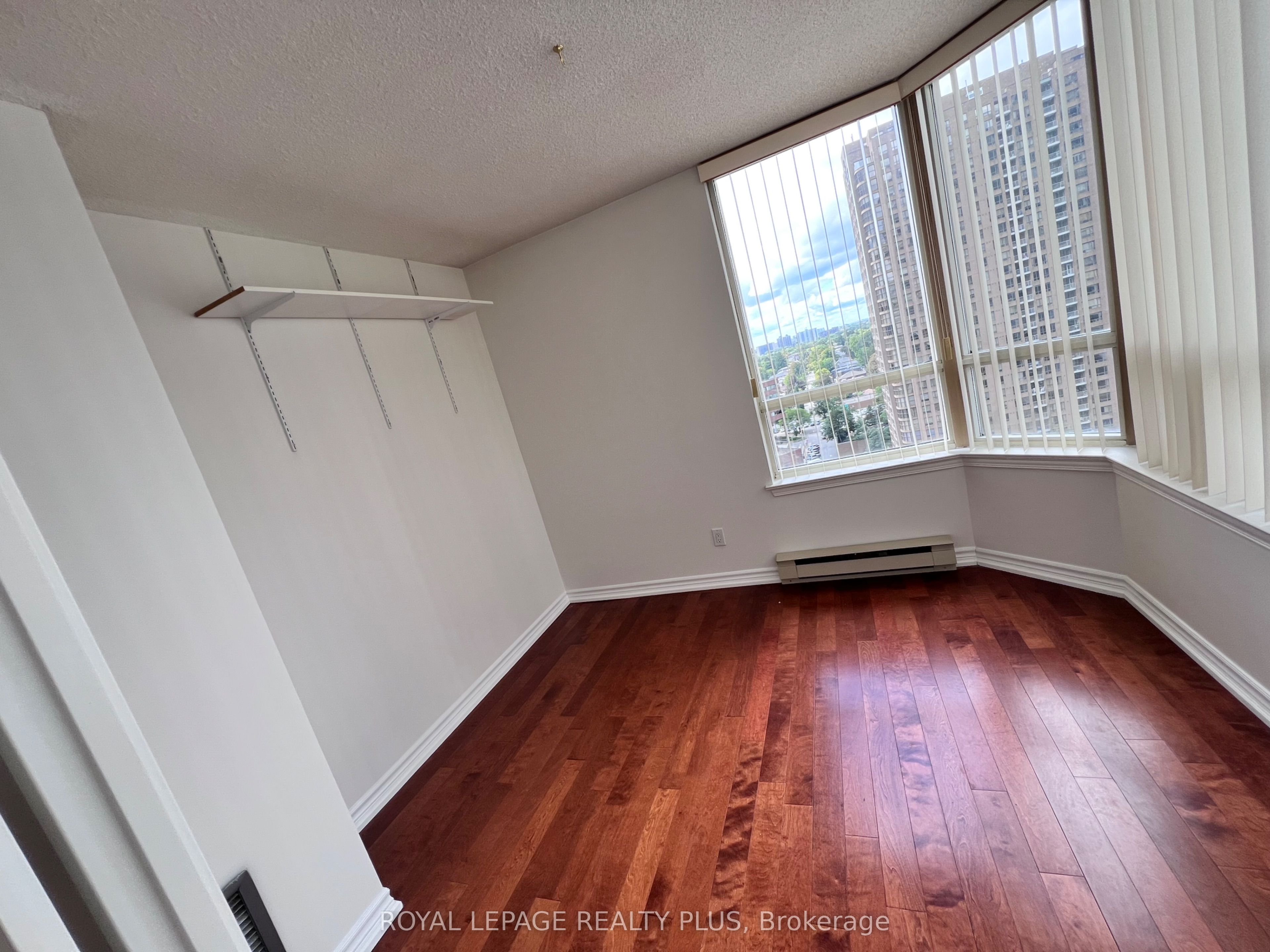 30 Greenfield Avenue 1714 Property Photo 10