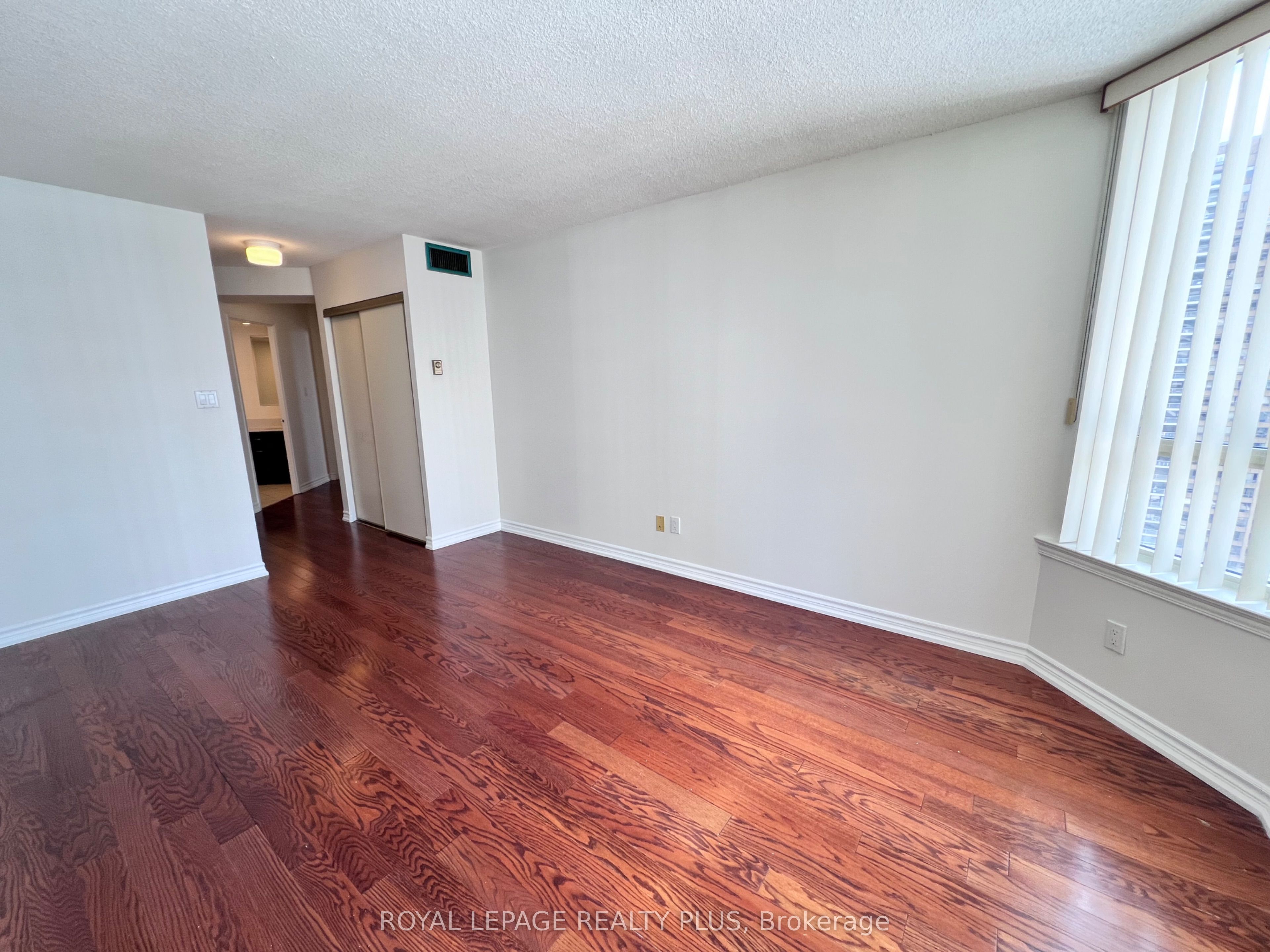 30 Greenfield Avenue 1714 Property Photo 12