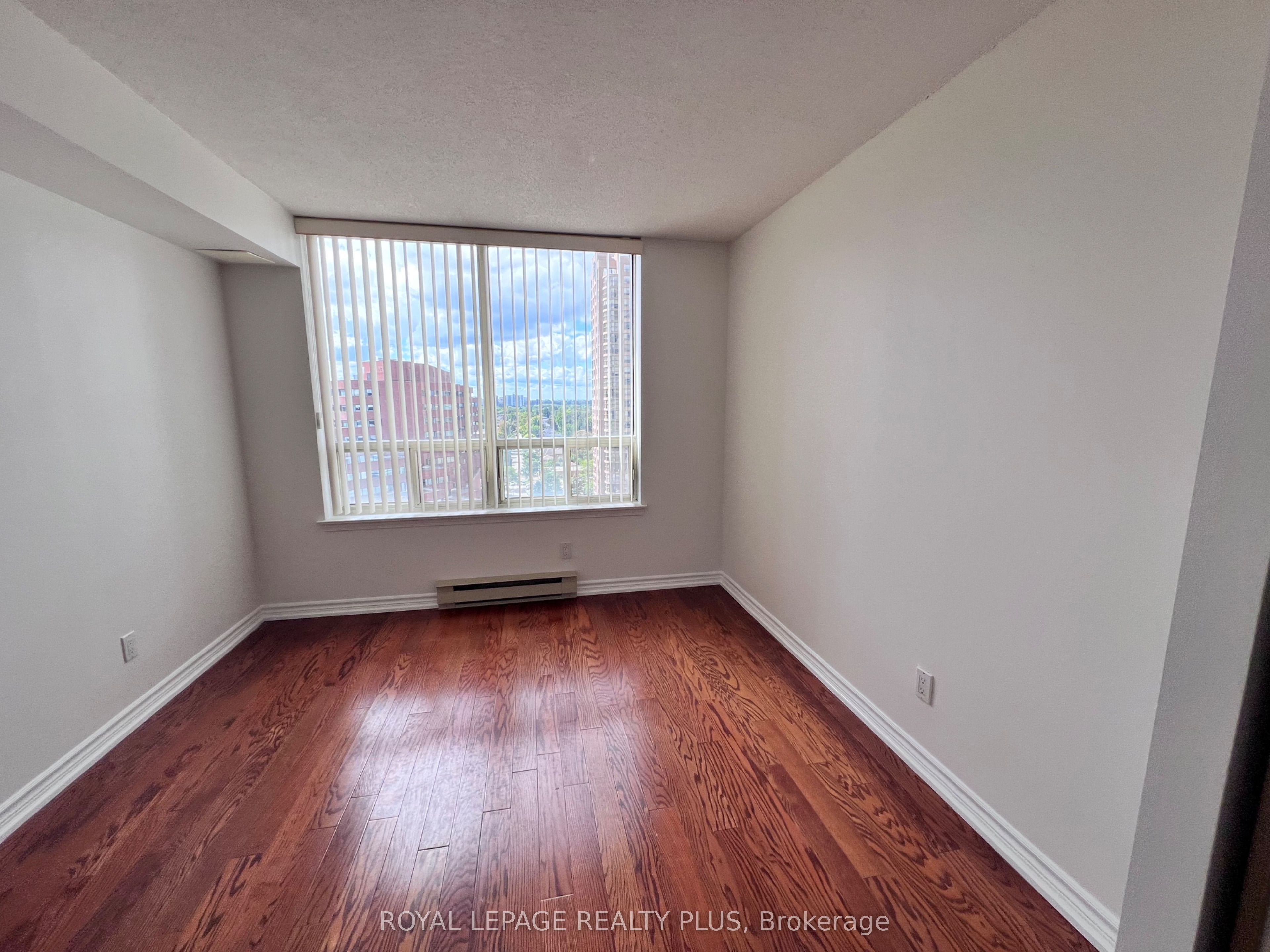 30 Greenfield Avenue 1714 Property Photo 14