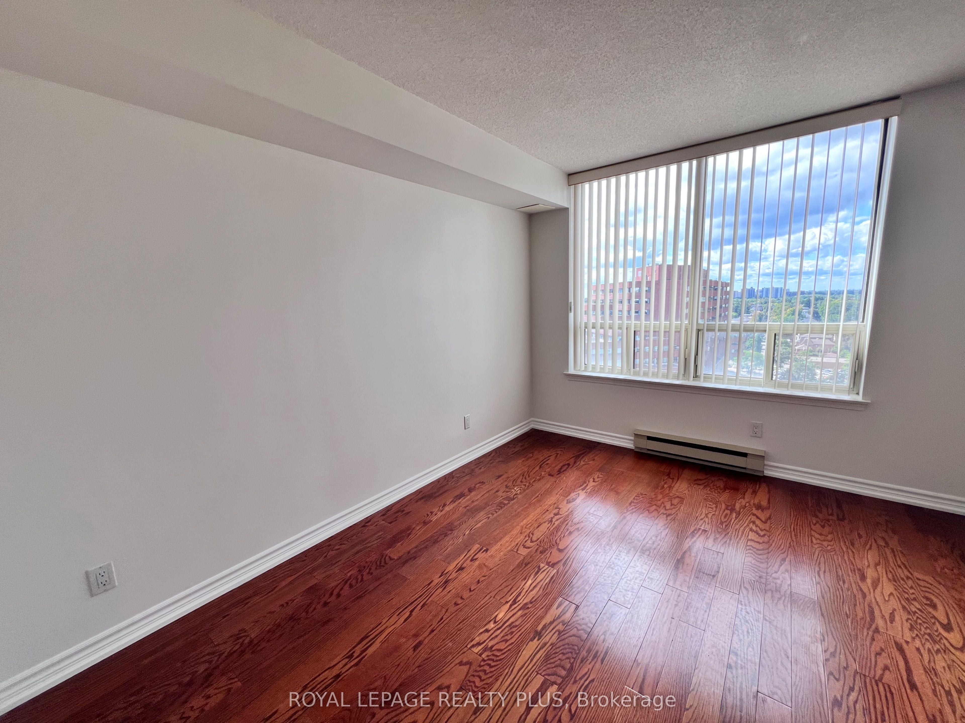 30 Greenfield Avenue 1714 Property Photo 15