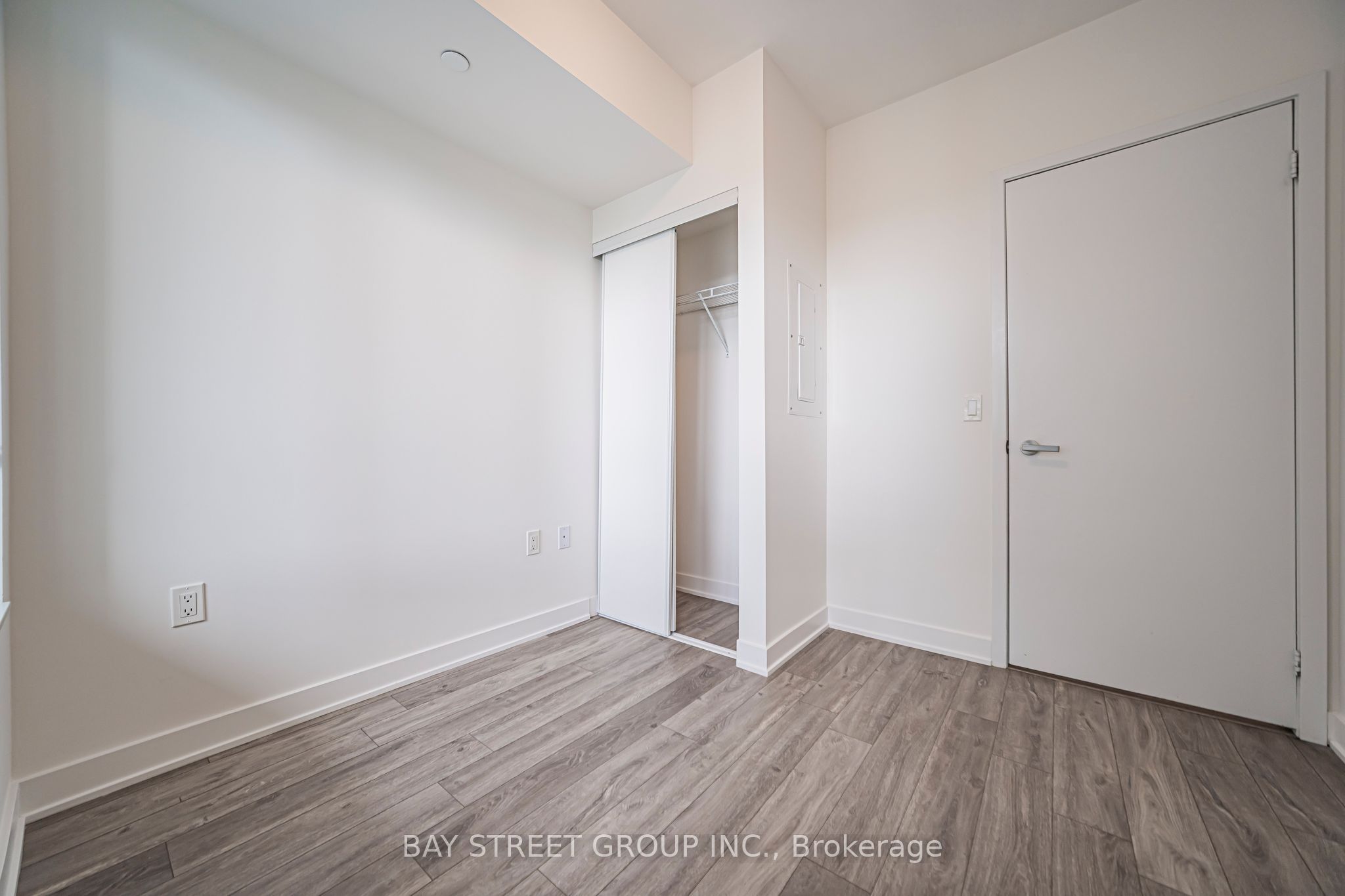 195 Redpath Avenue 2412 Property Photo 28