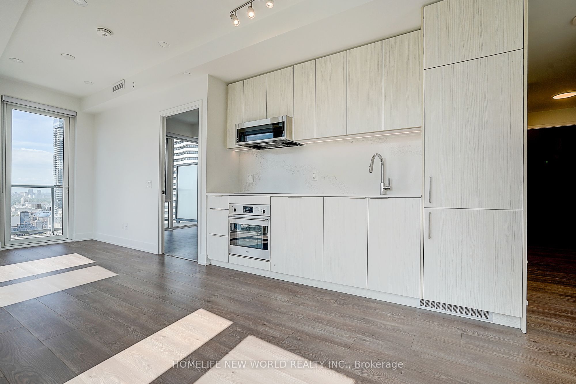 308 Jarvis Street 3203 Property Photo 7