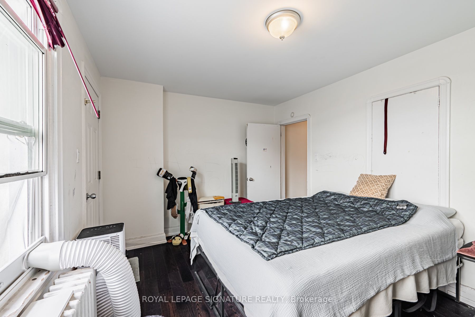 1762-1764 Avenue Road Property Photo 7