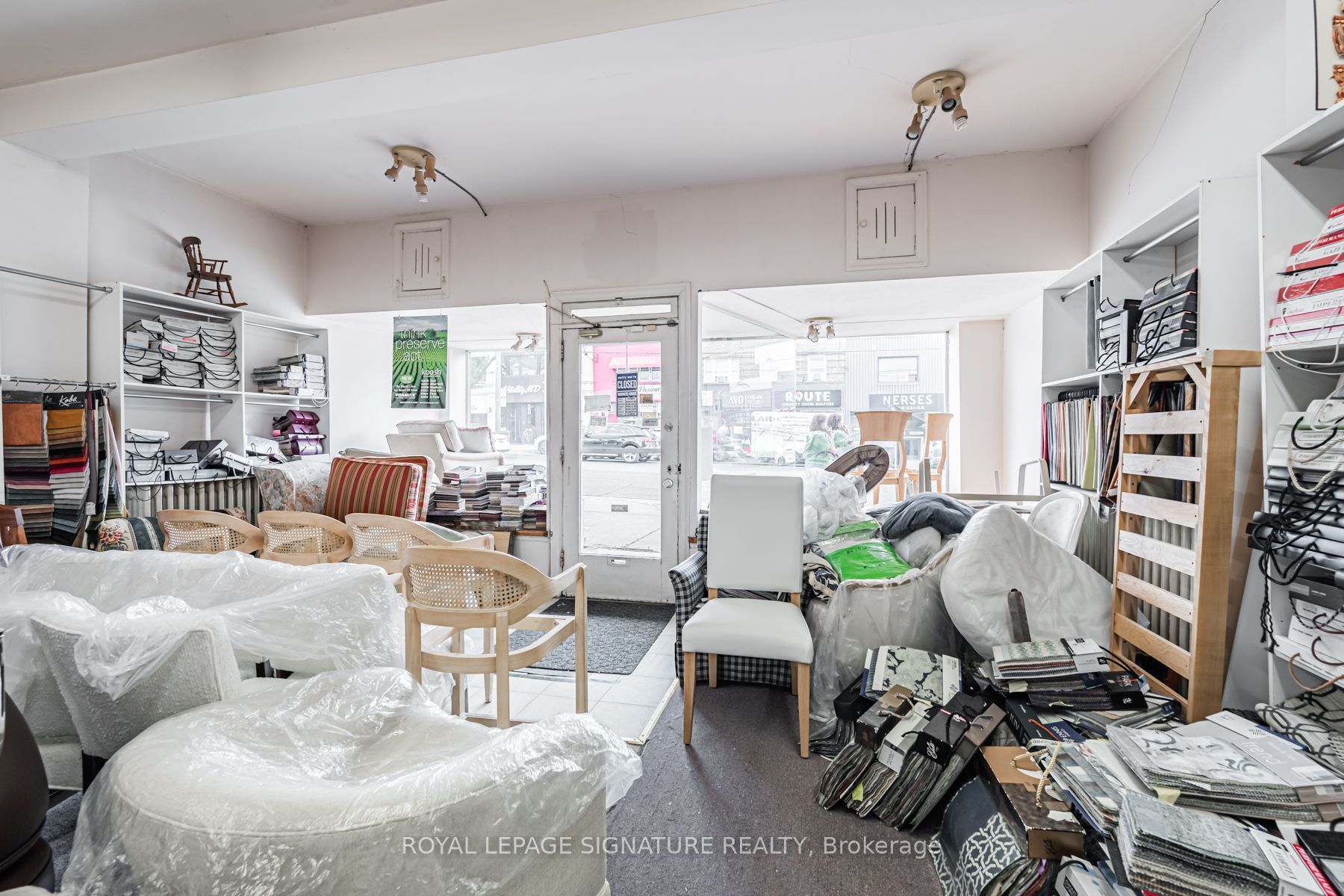 1762-1764 Avenue Road Property Photo 24