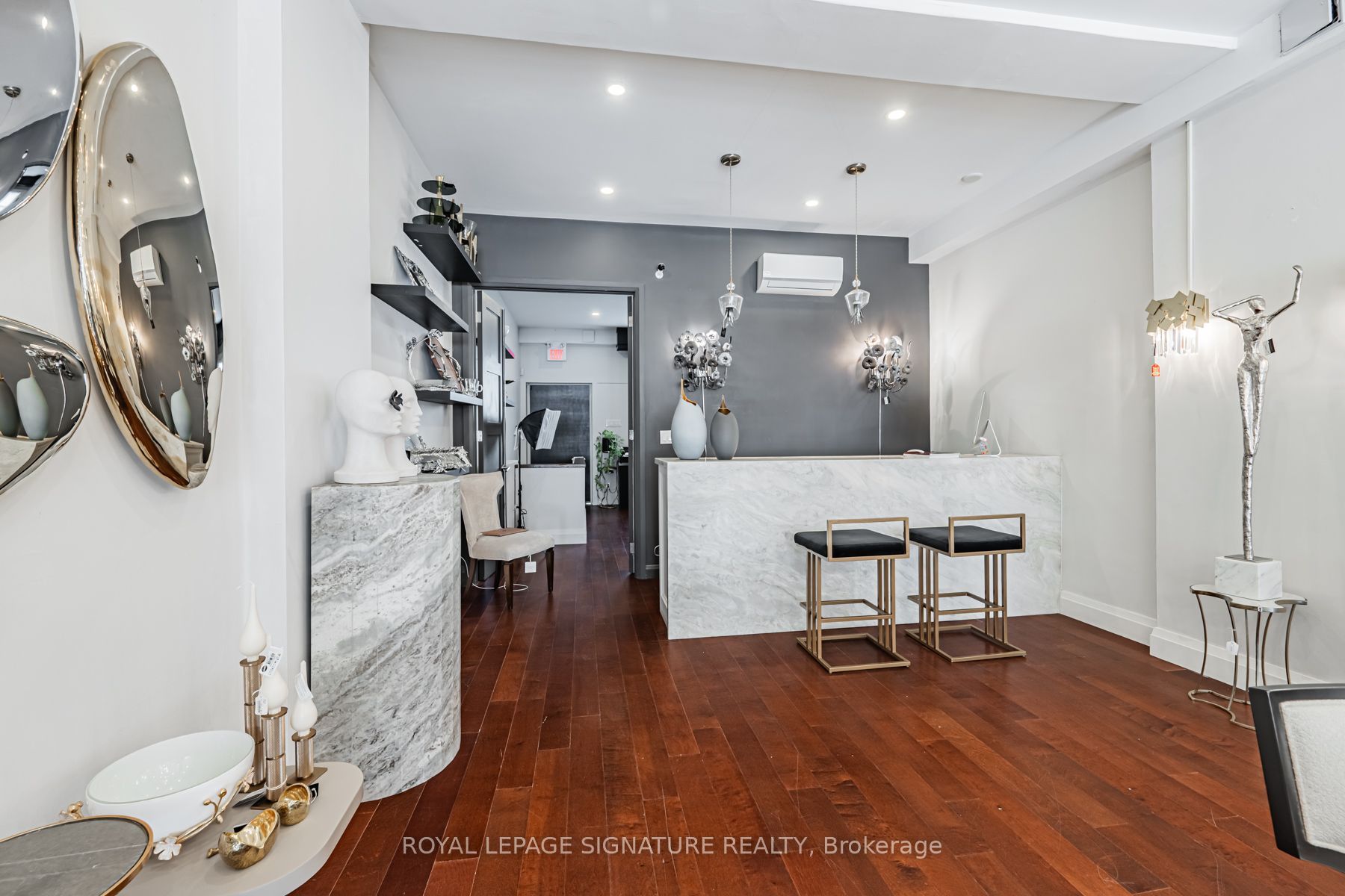 1762-1764 Avenue Road Property Photo 29