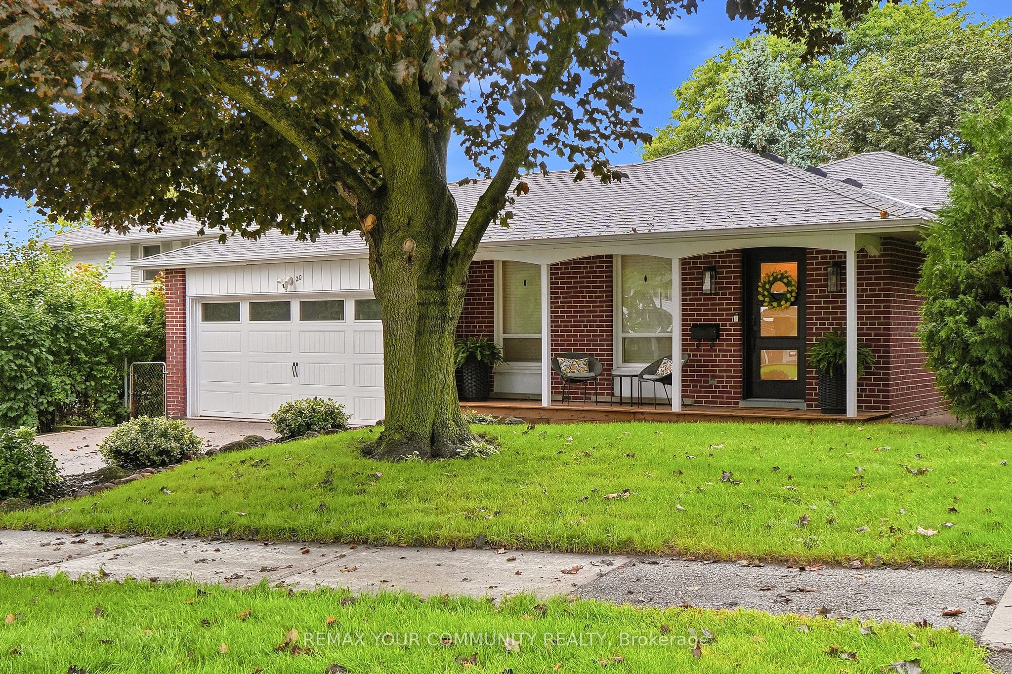 20 Ringwood Crescent Property Photo 2