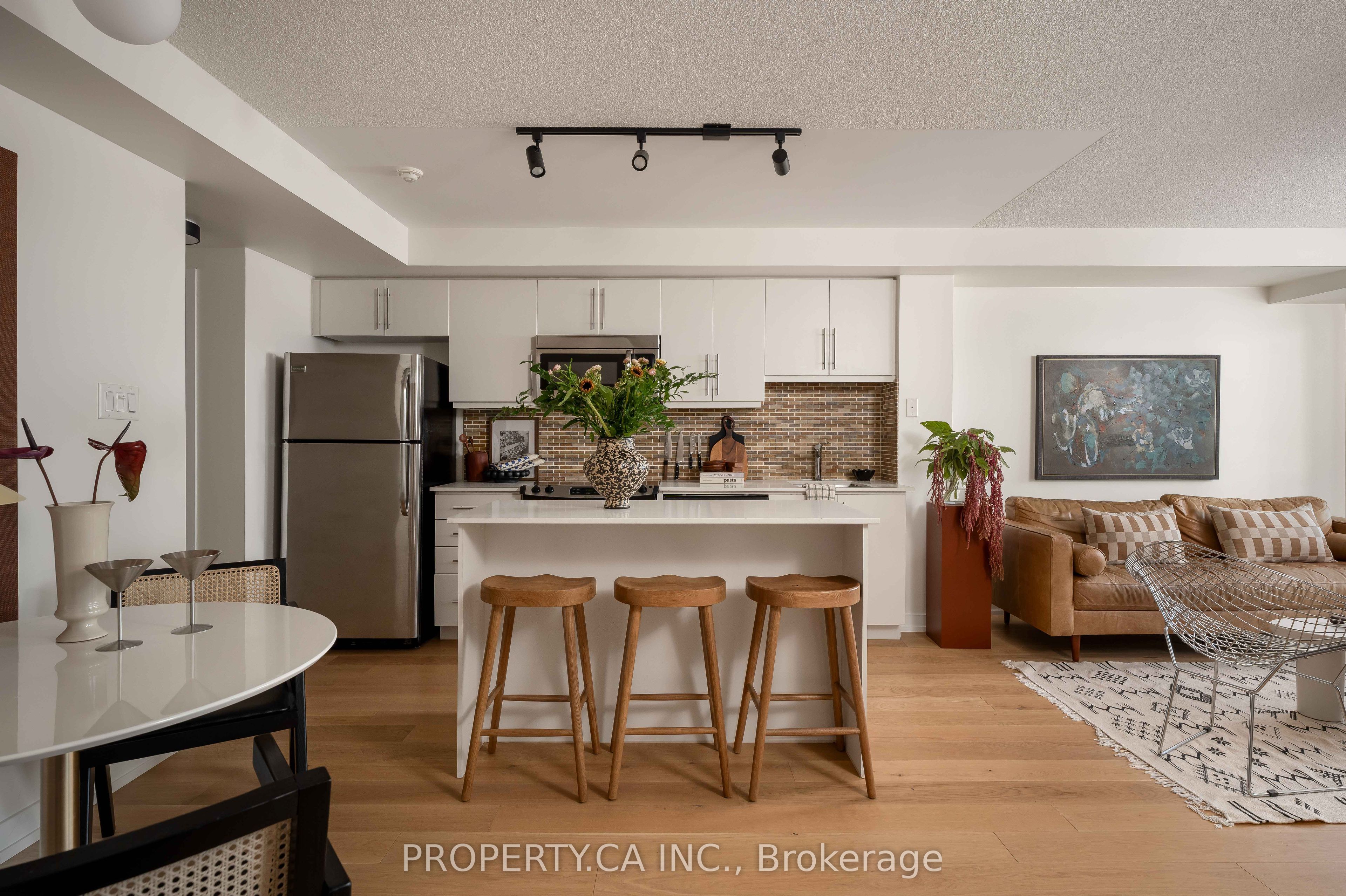 1171 Queen Street W 413 Property Photo 1