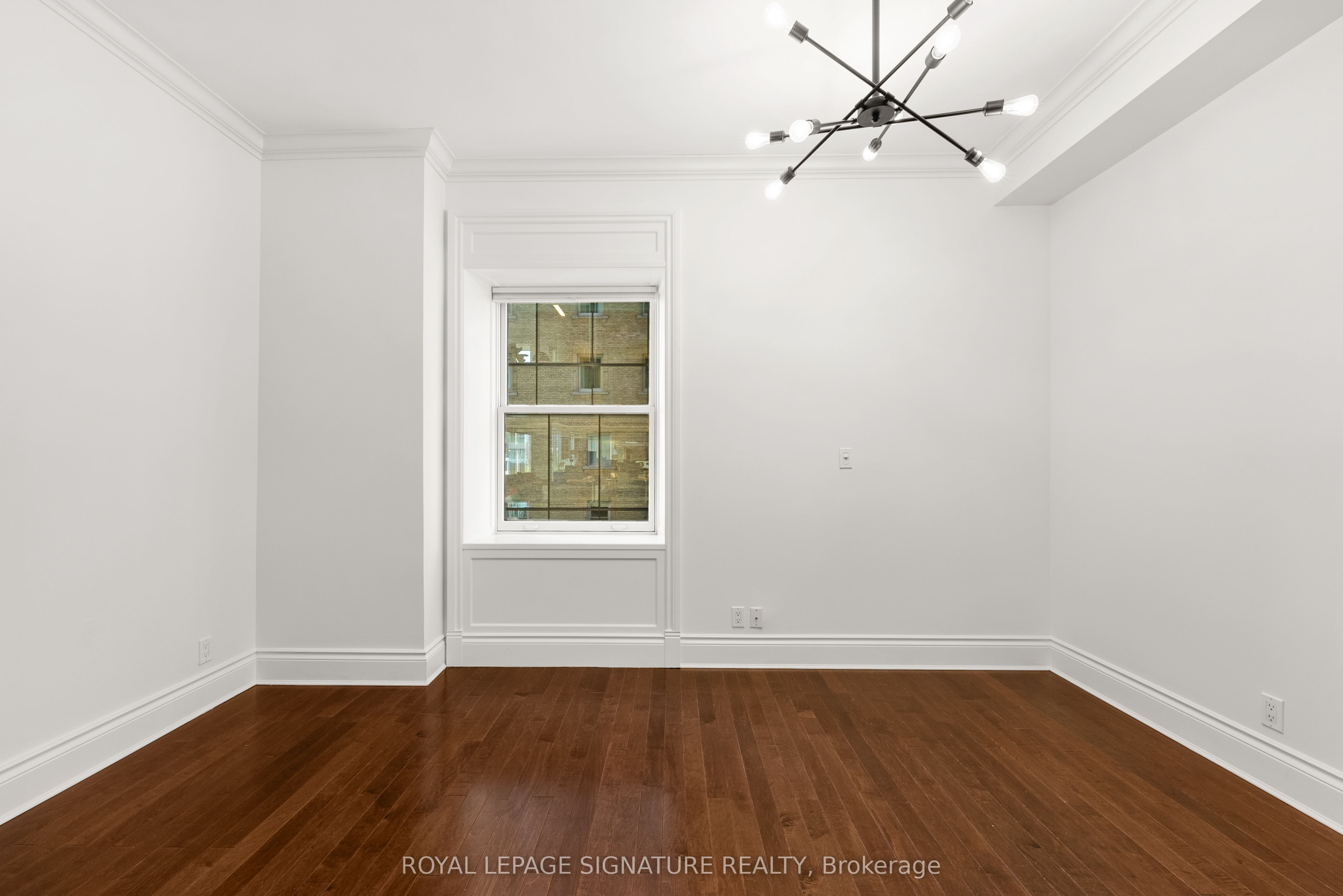 22 Leader Lane 542 Property Photo 6