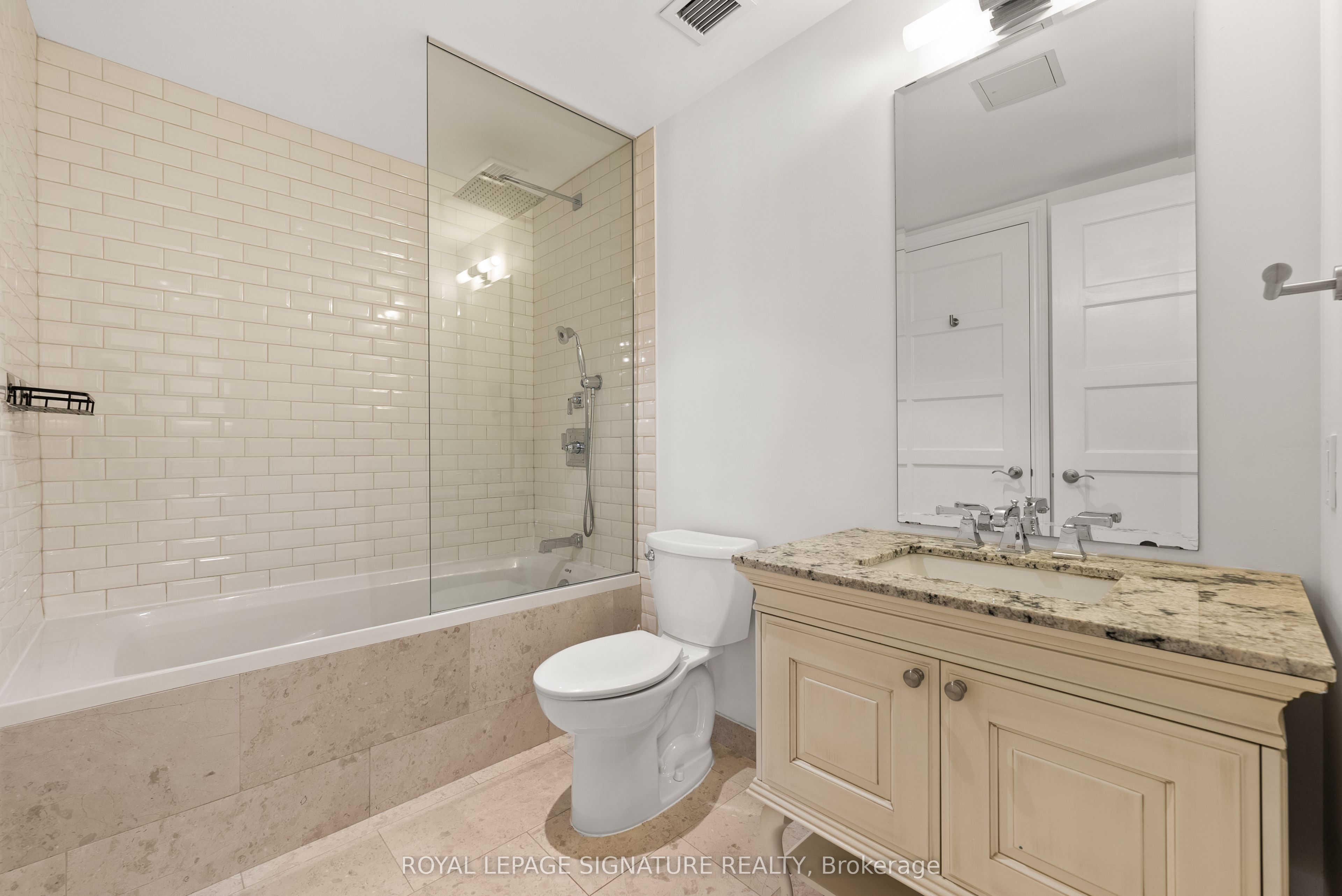 22 Leader Lane 542 Property Photo 14