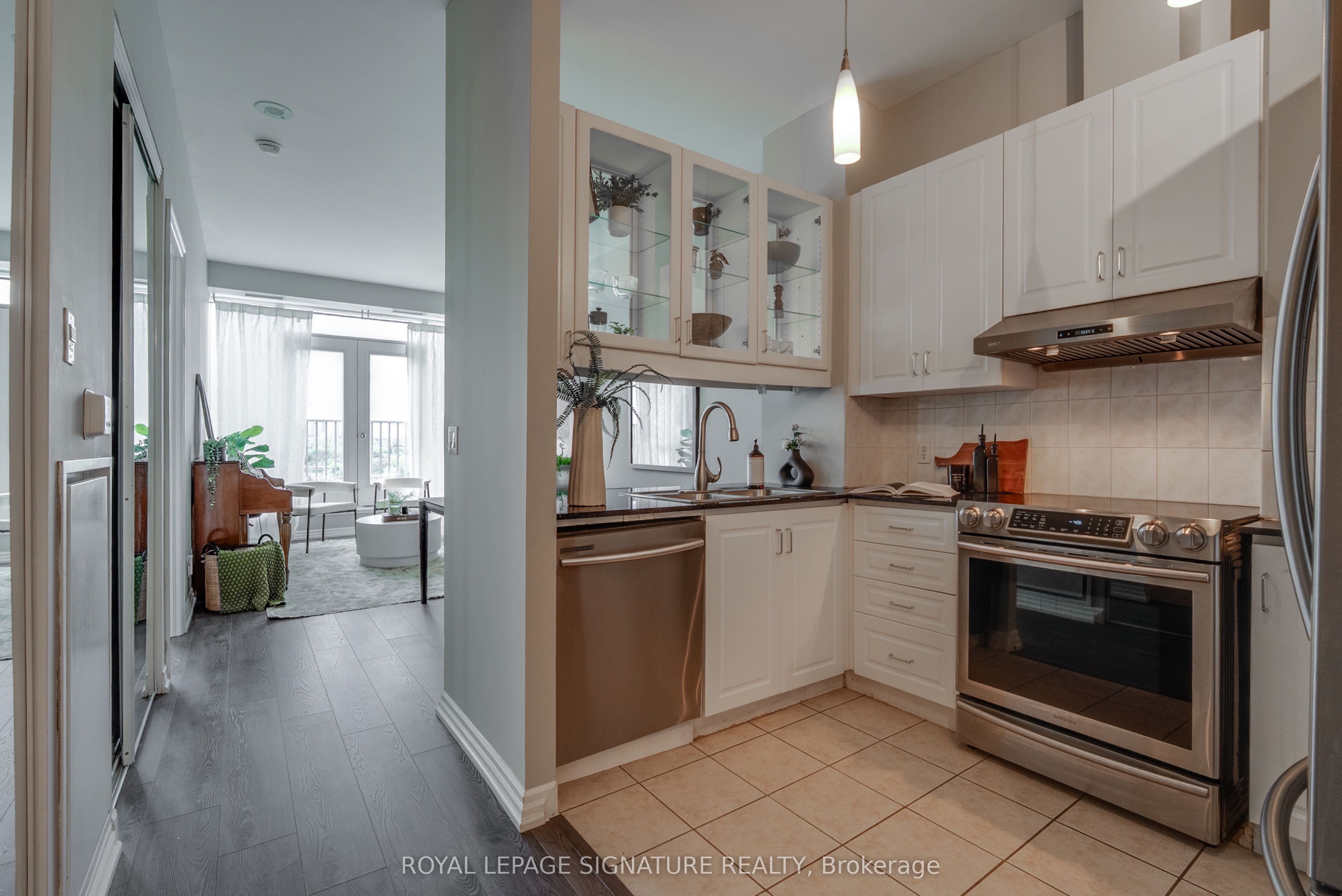 797 Don Mills Road 904 Property Photo 12