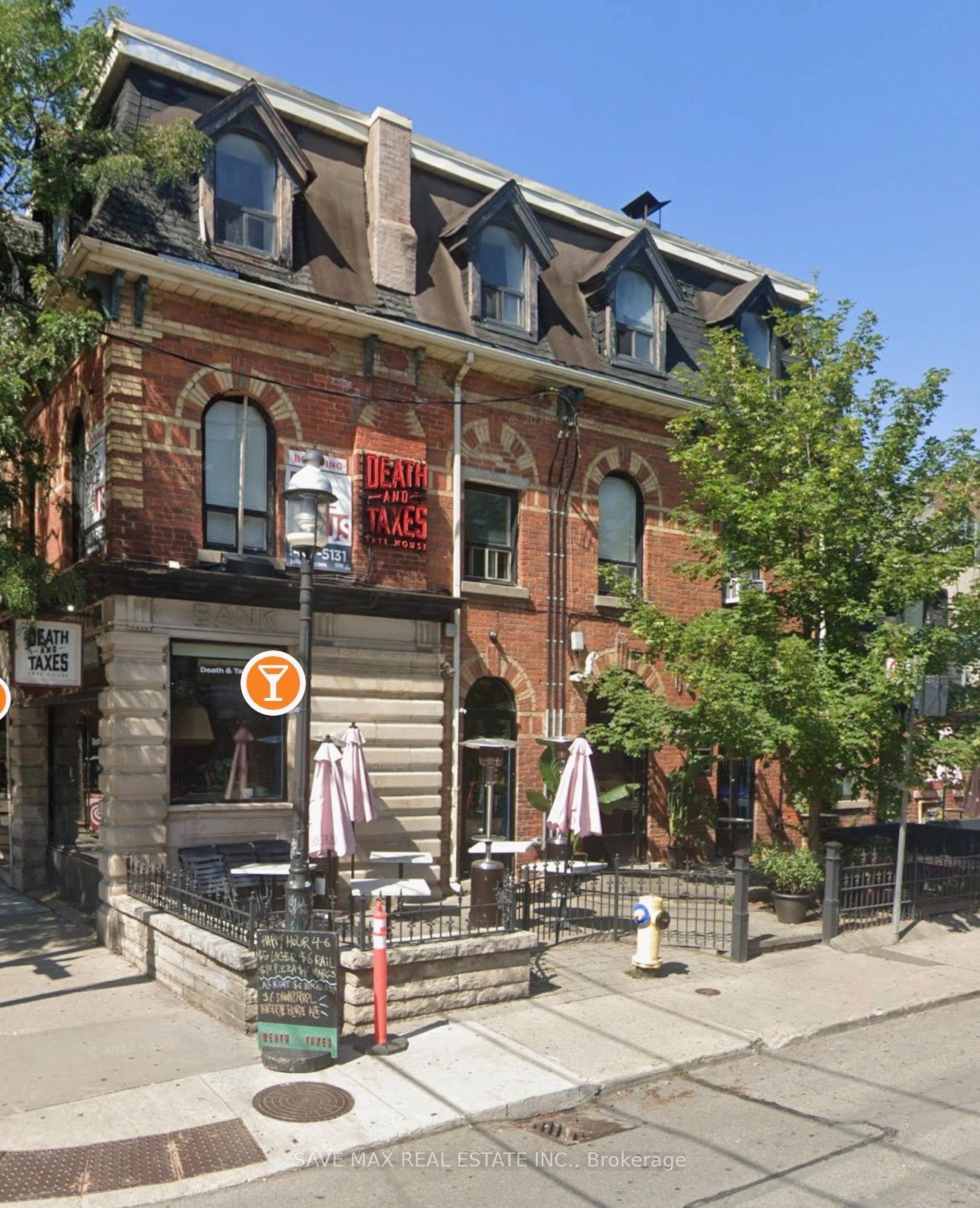 1154 Queen Street W Property Photo 1