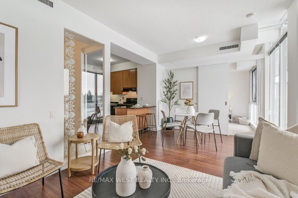 30 Canterbury Place 501 Property Photo 16