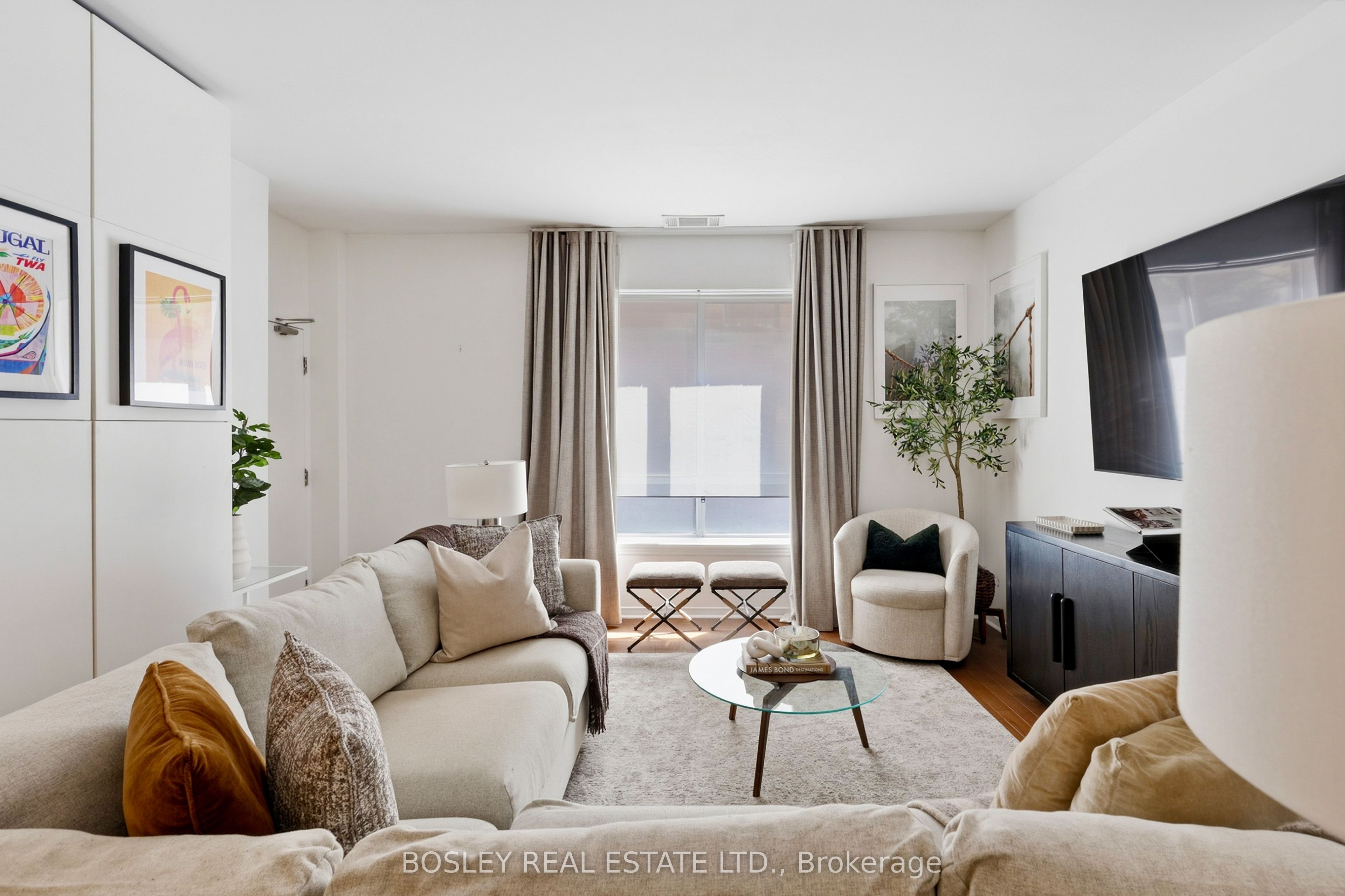 801 King Street W 105 Property Photo 1