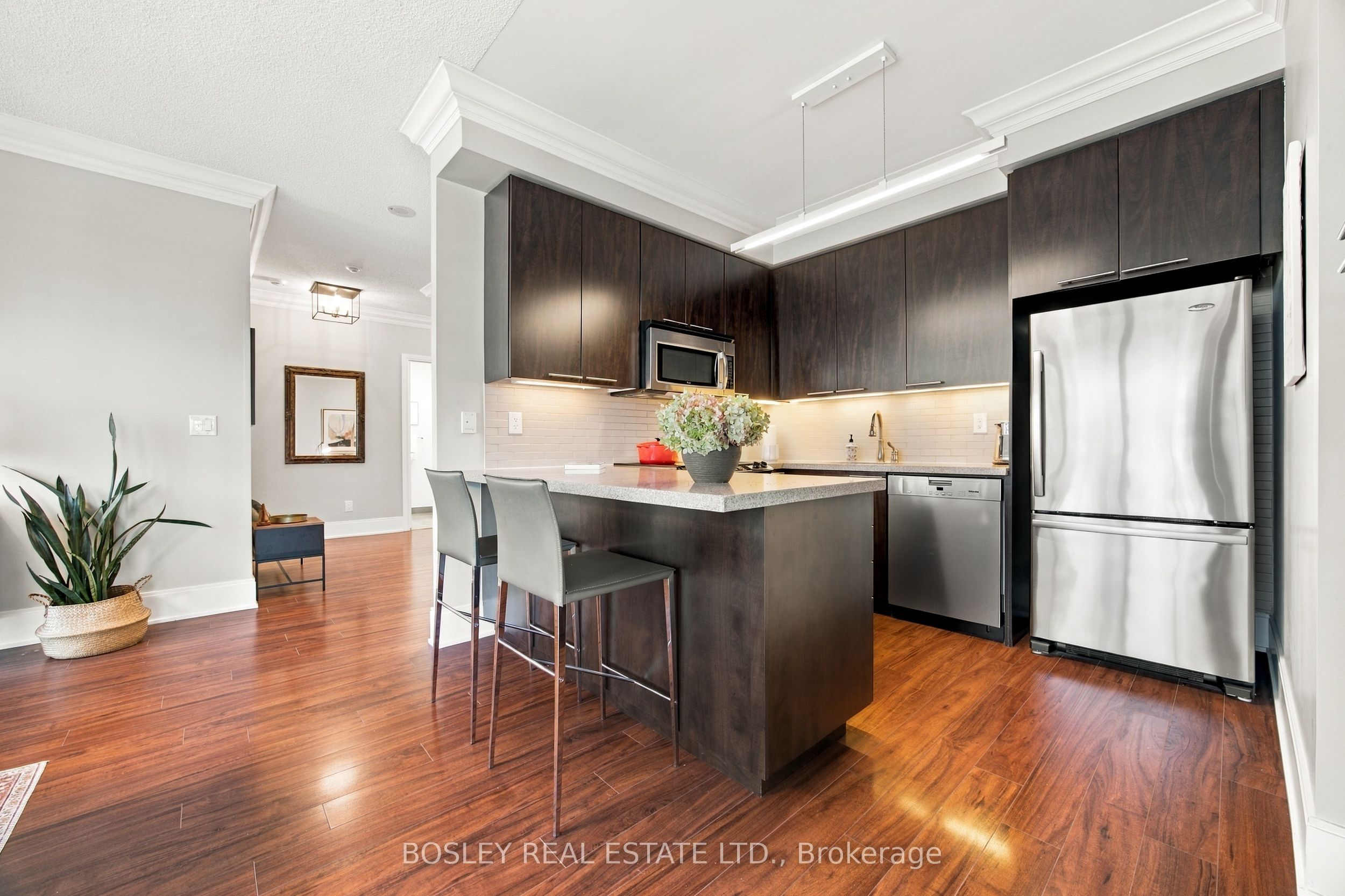 25 Broadway Avenue 802 Property Photo 10
